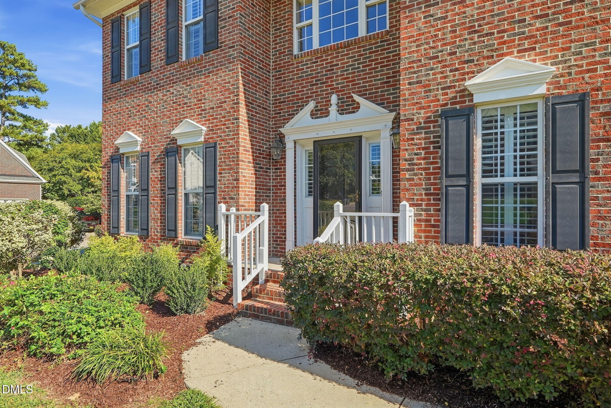 main property photo 2