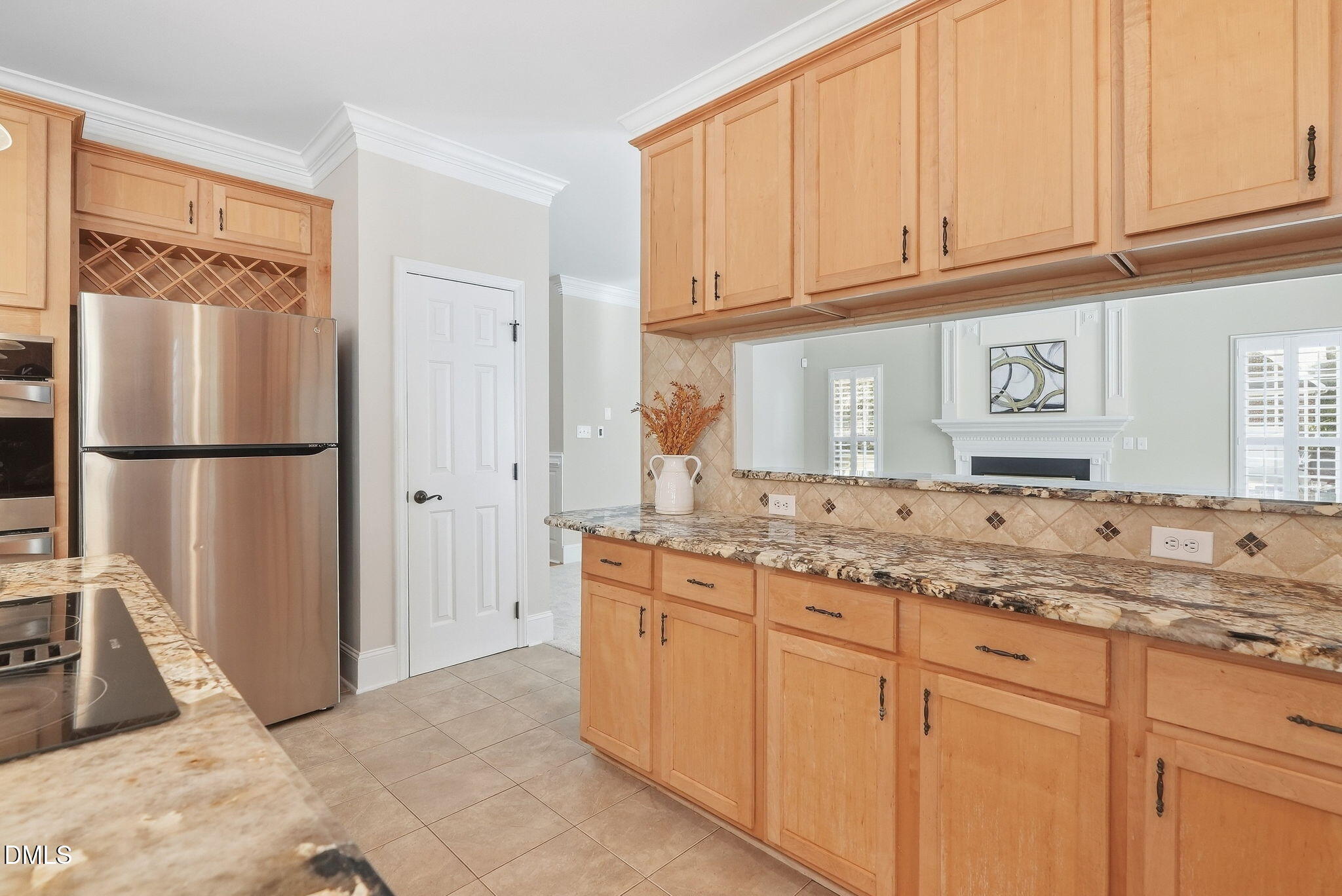 main property photo 22