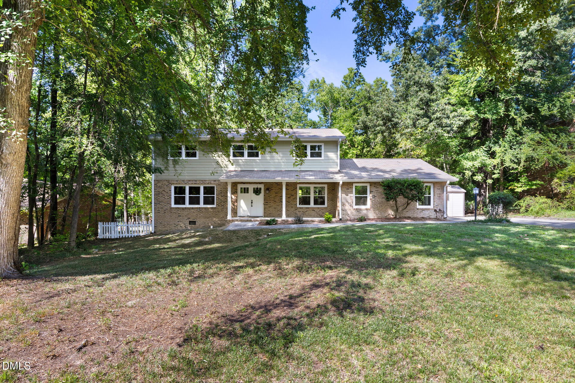 main property photo 37