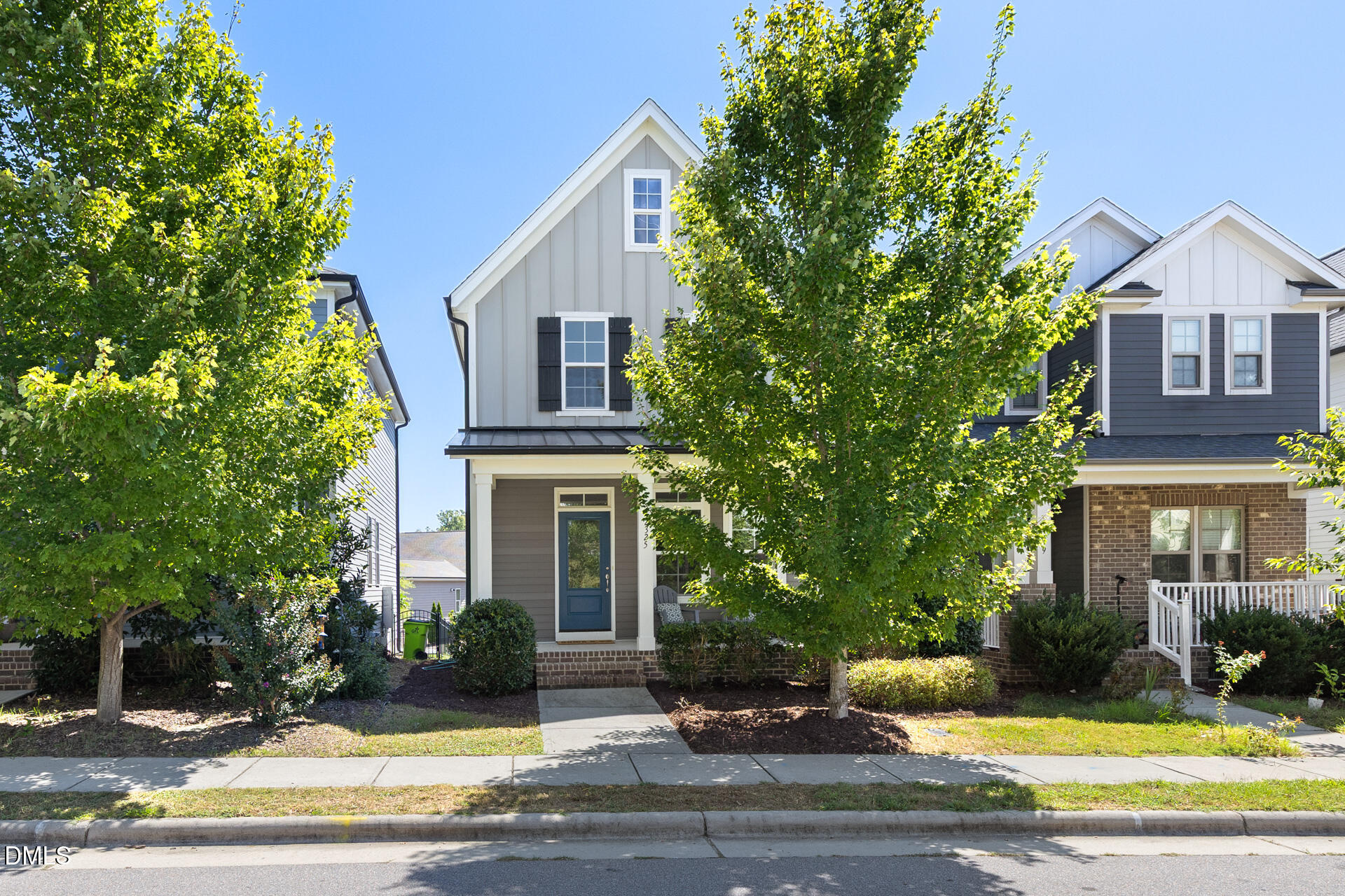 main property photo 12