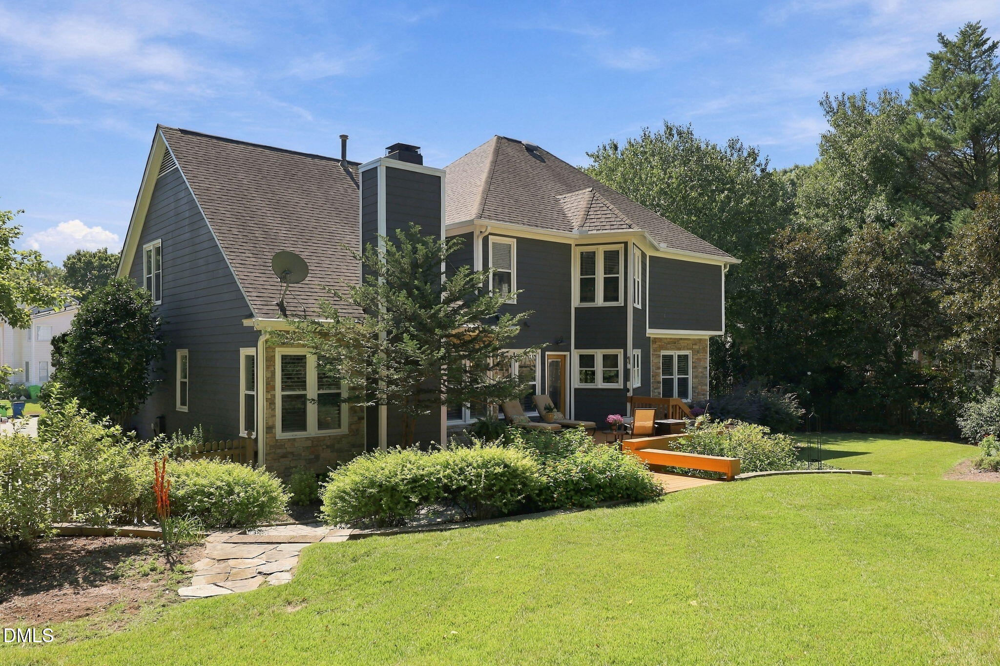 main property photo 43