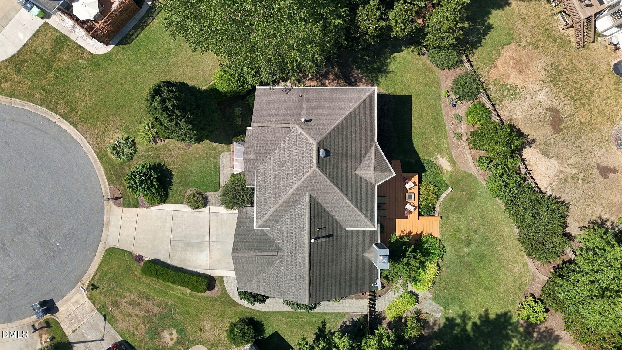 main property photo 44