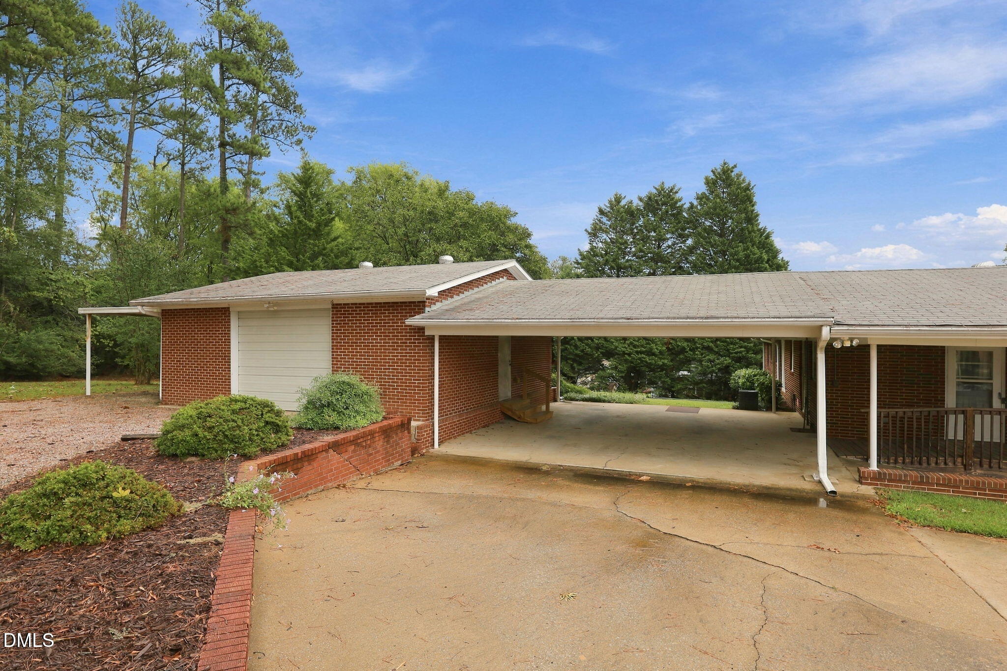 main property photo 74