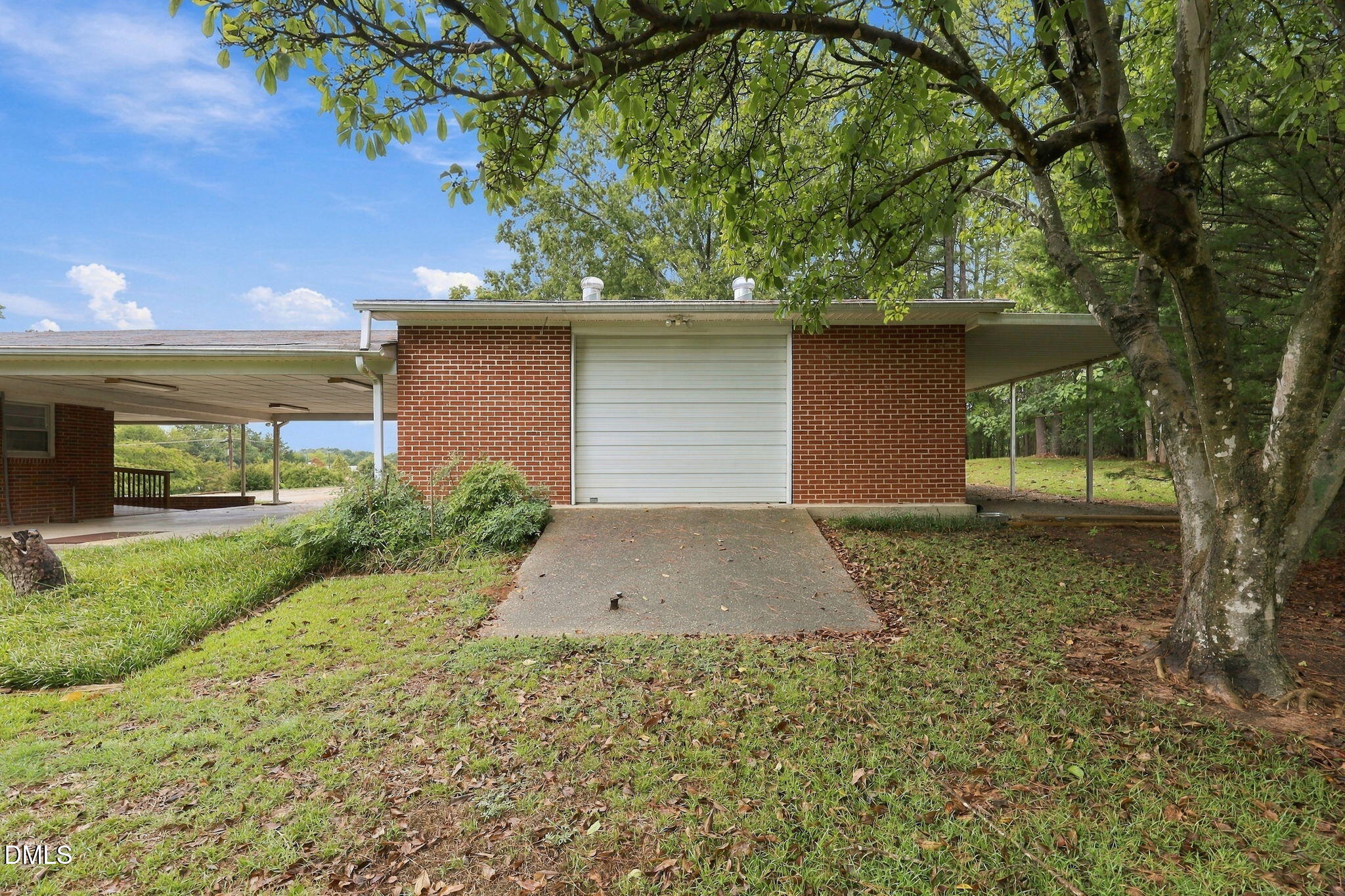 main property photo 79