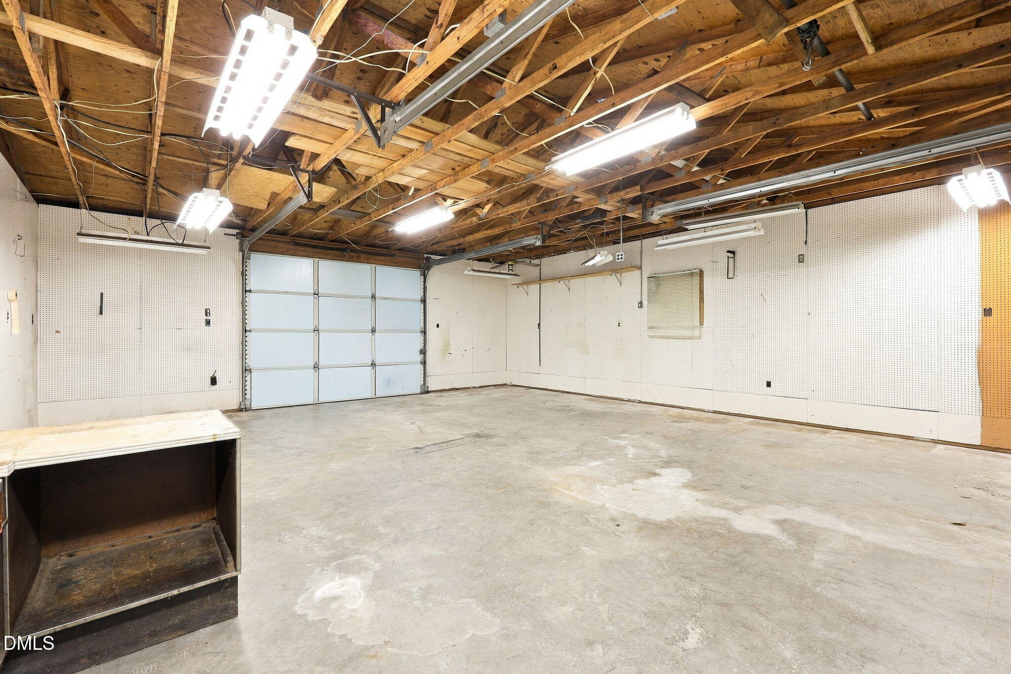 main property photo 83