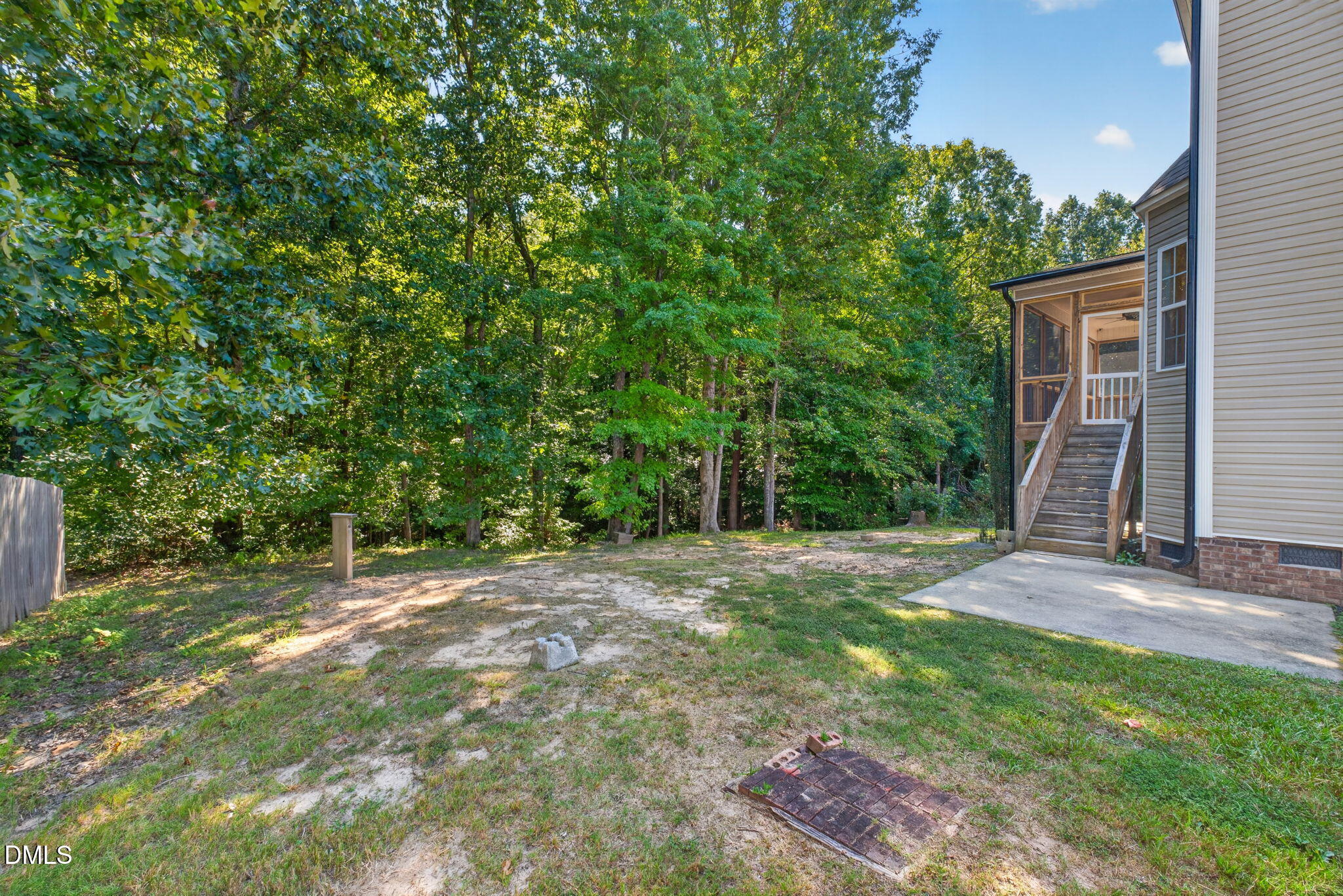 main property photo 49