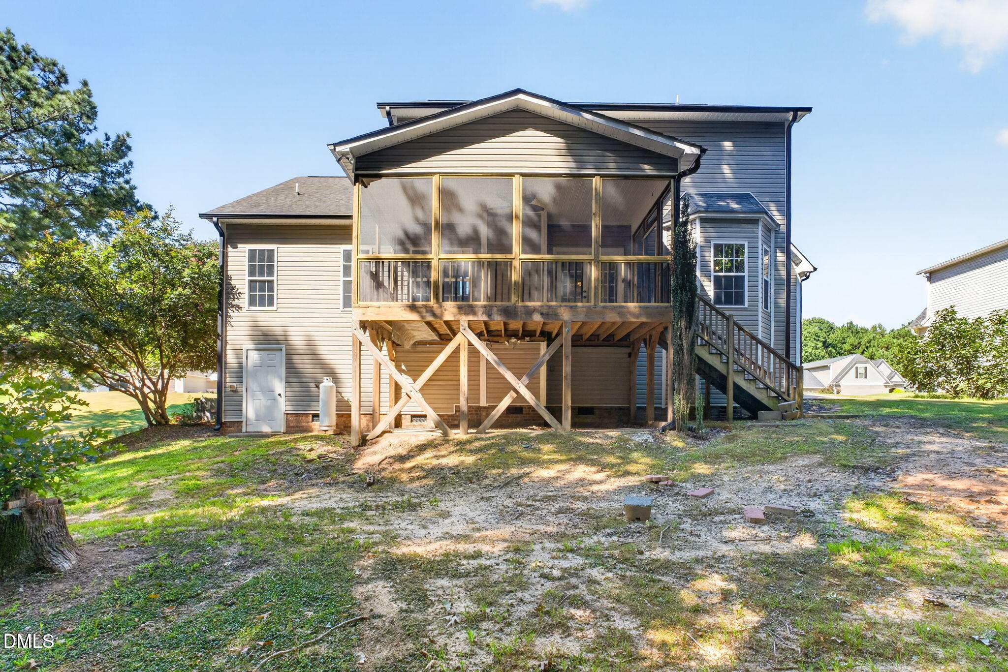 main property photo 51