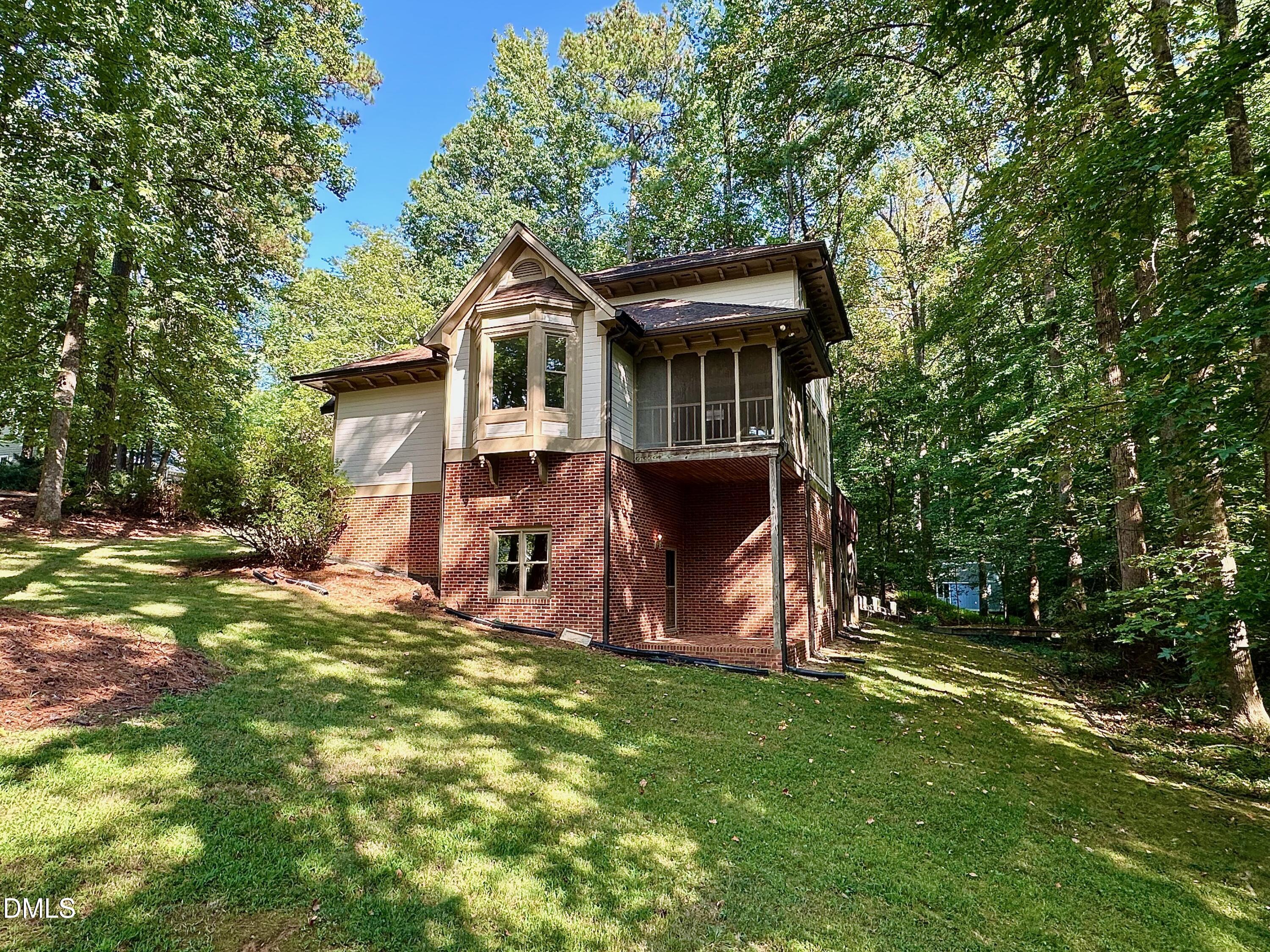 main property photo 21