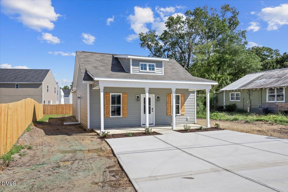 main property photo 2