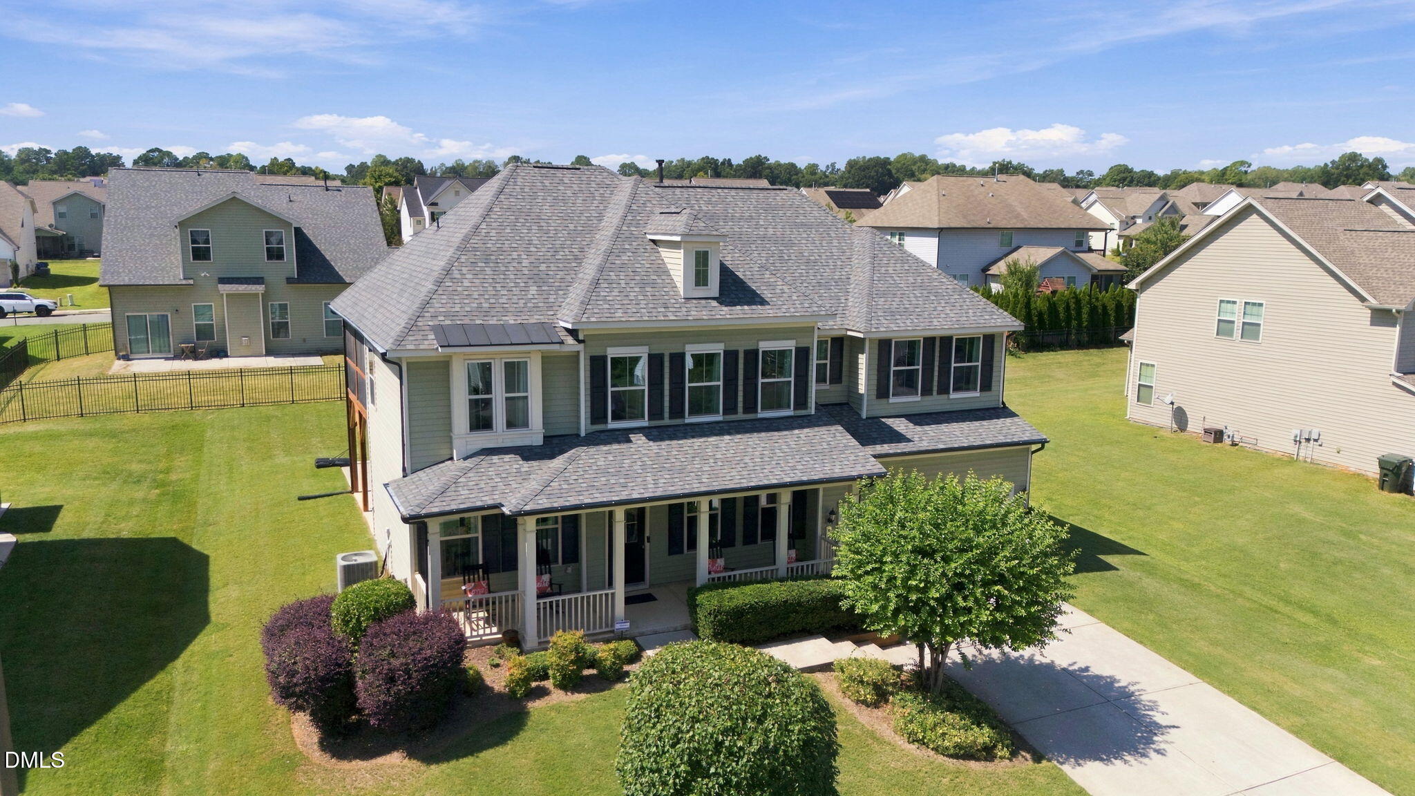 main property photo 43