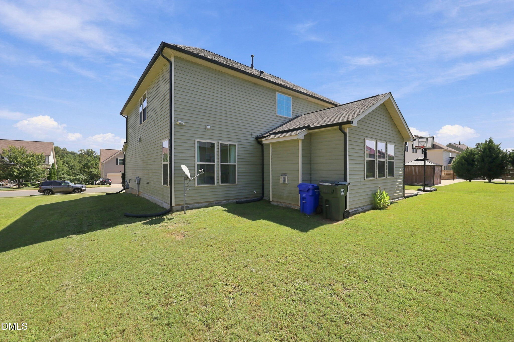 main property photo 45