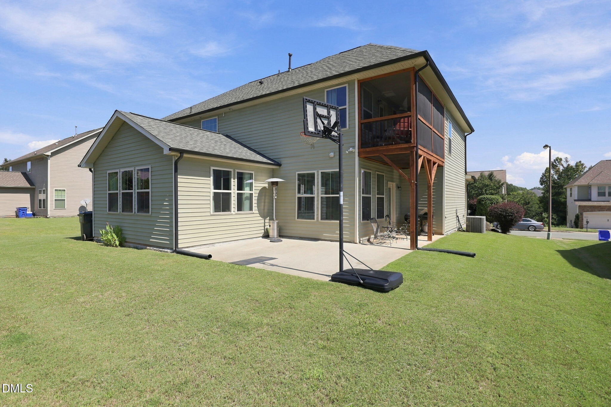 main property photo 47
