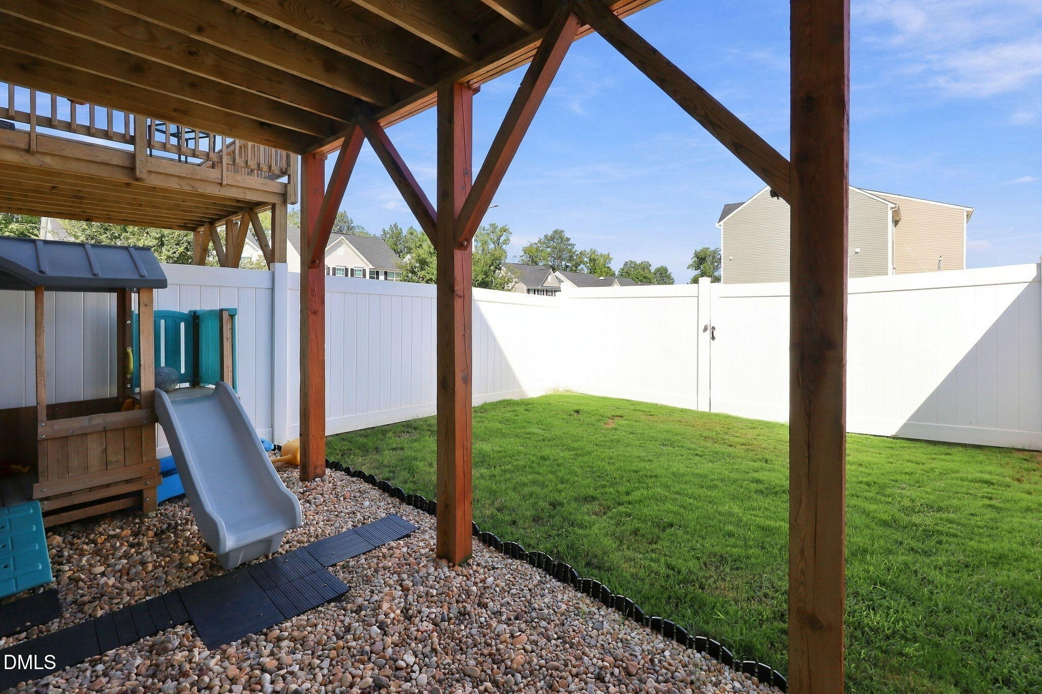 main property photo 46
