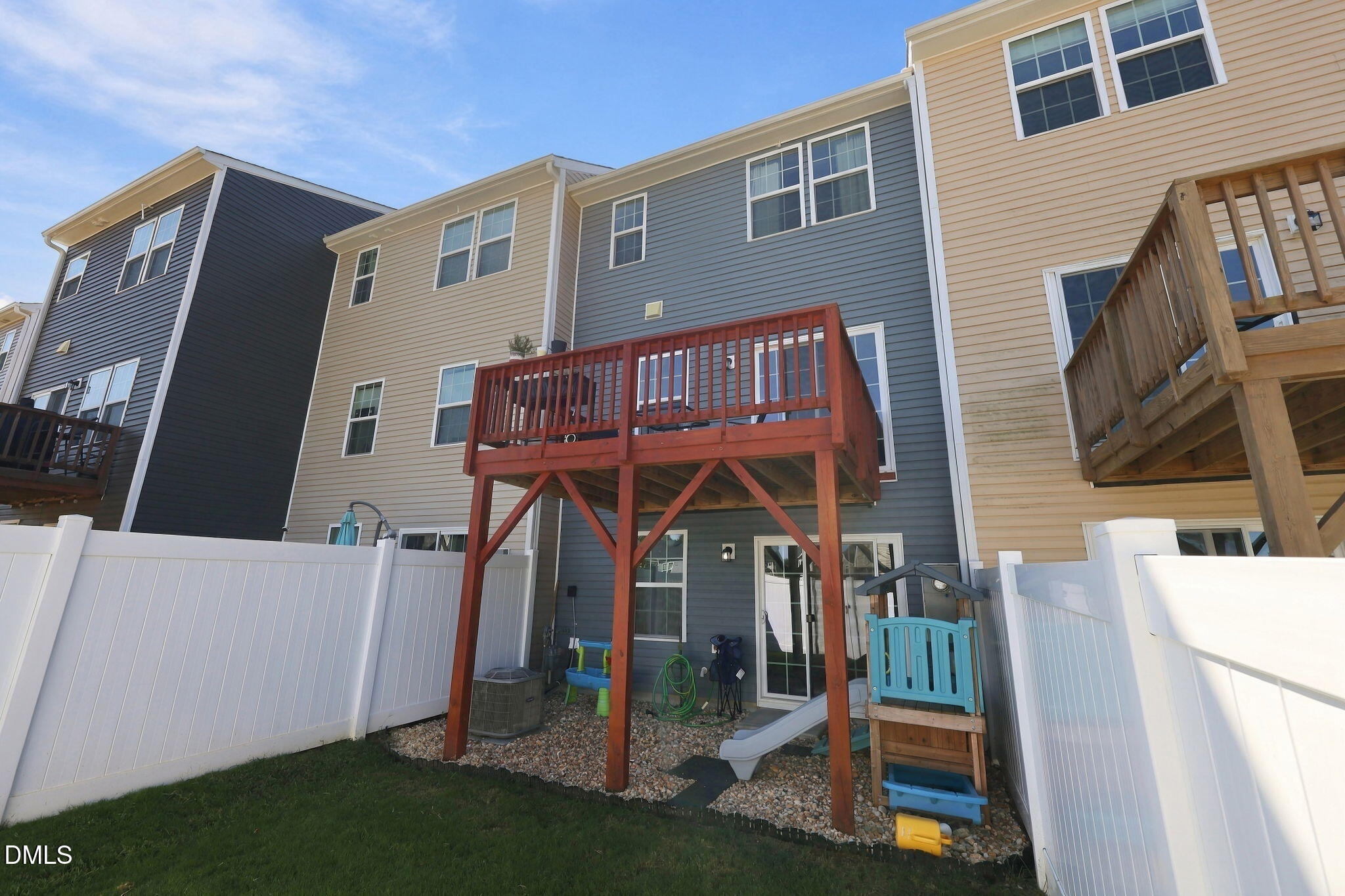 main property photo 47