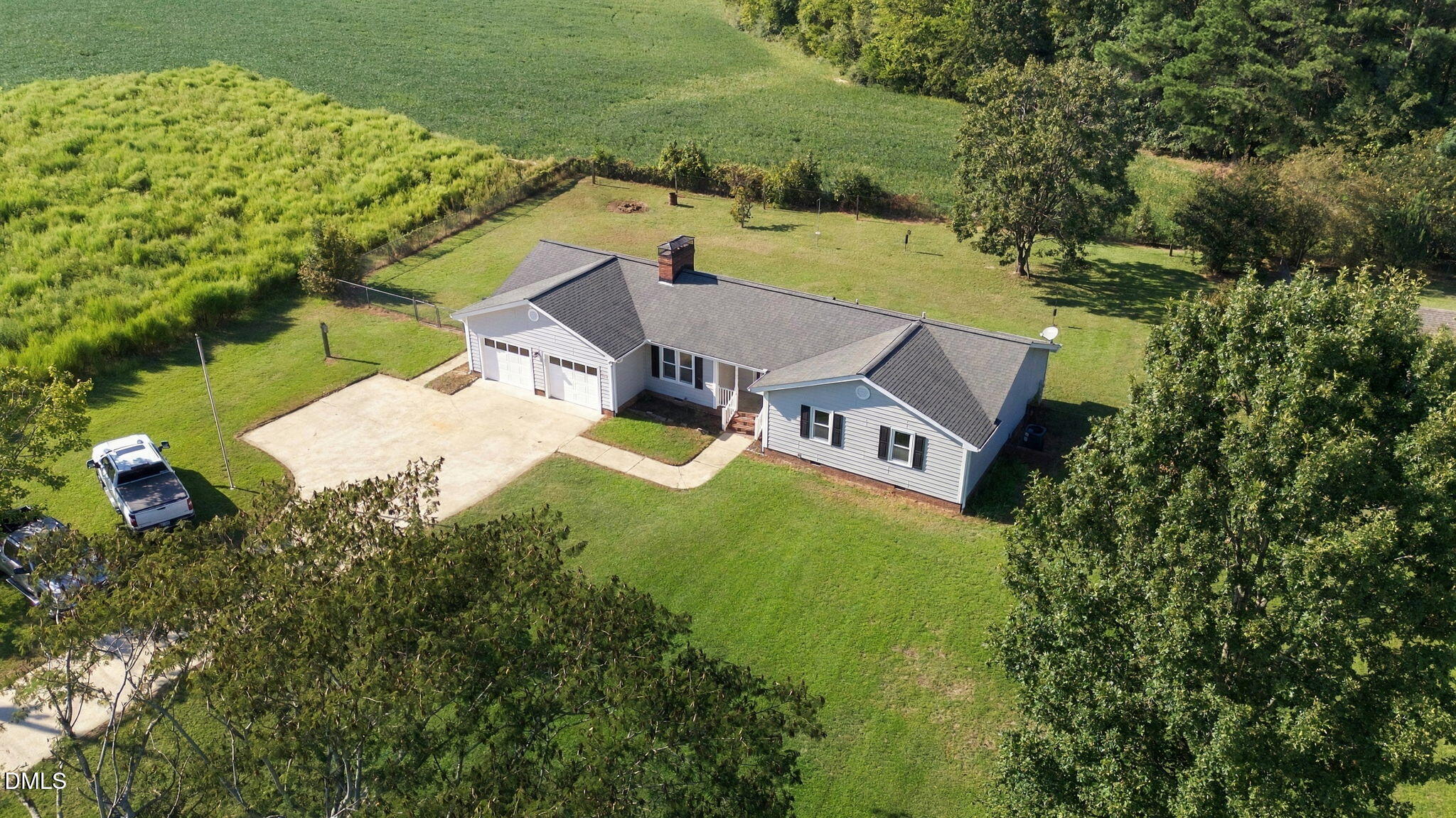 main property photo 35