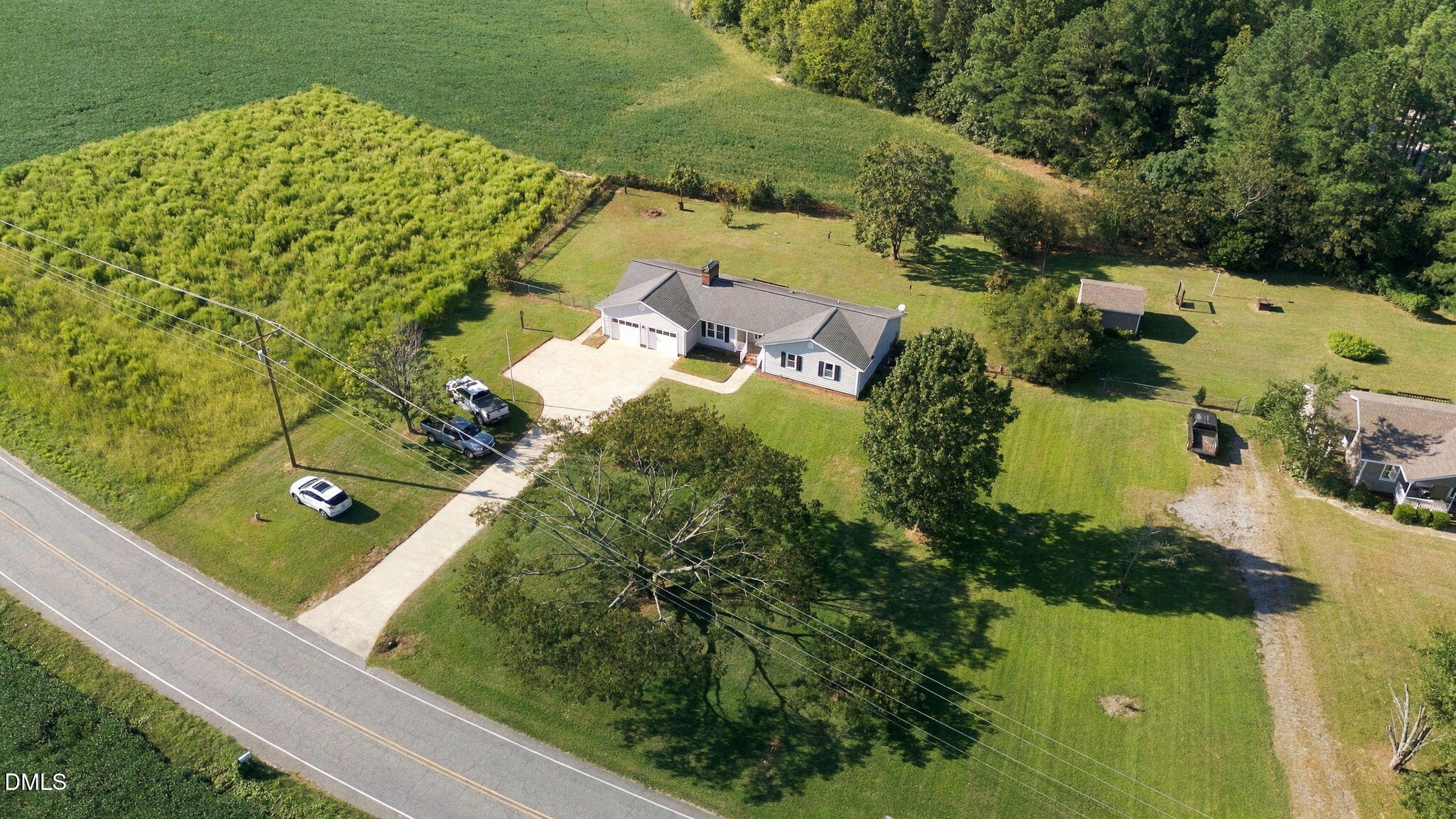 main property photo 36