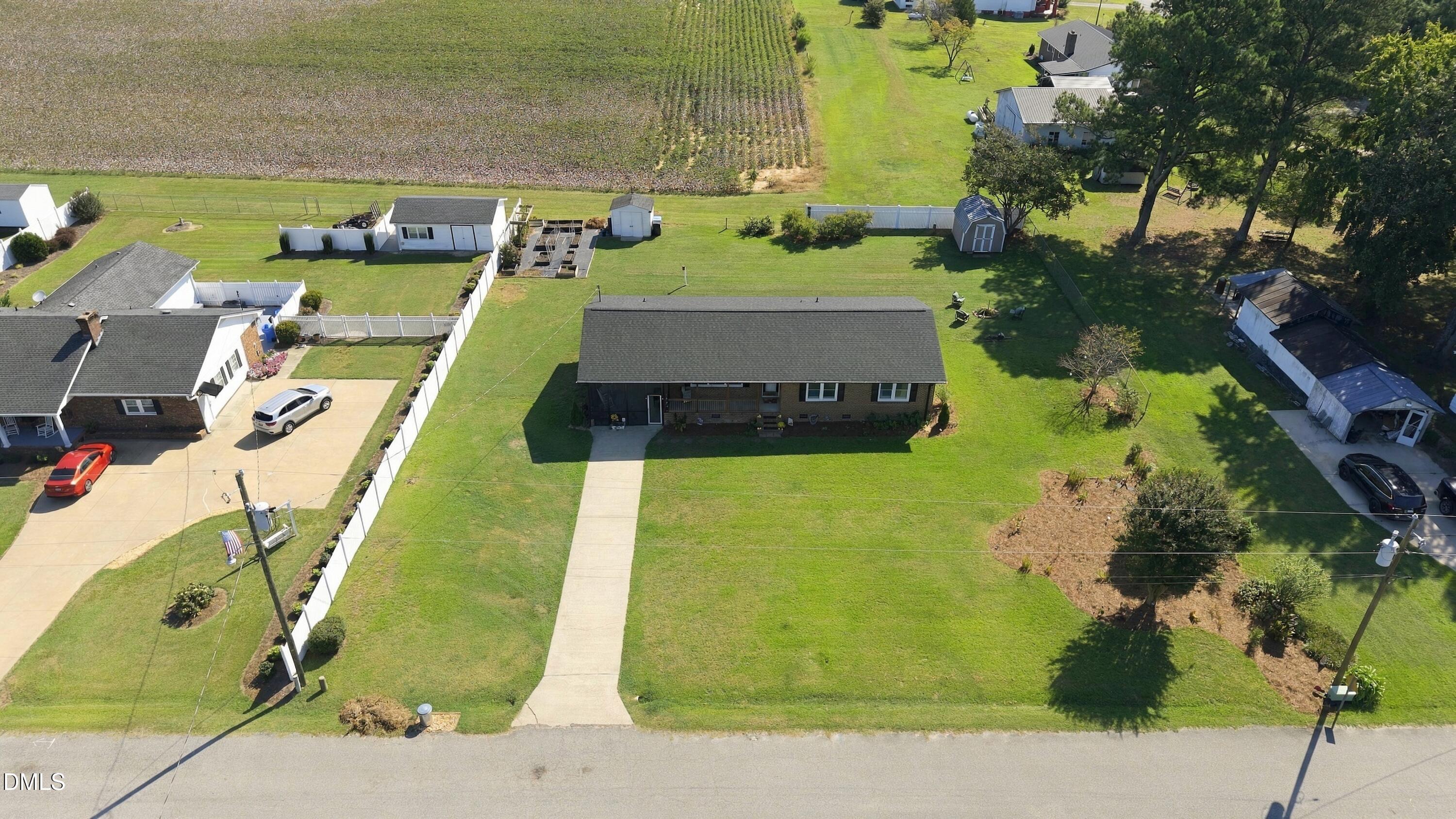 main property photo 15