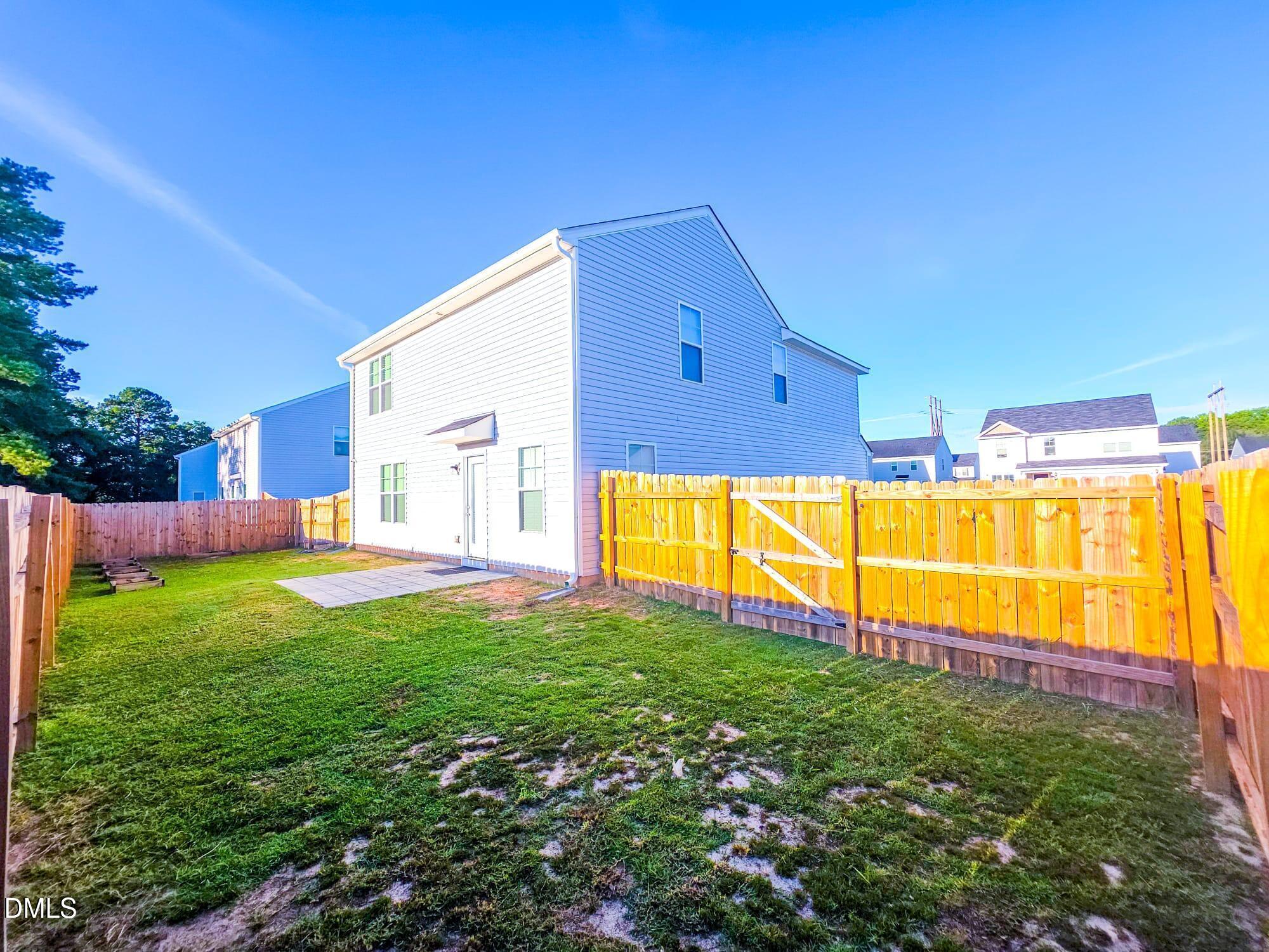 main property photo 2