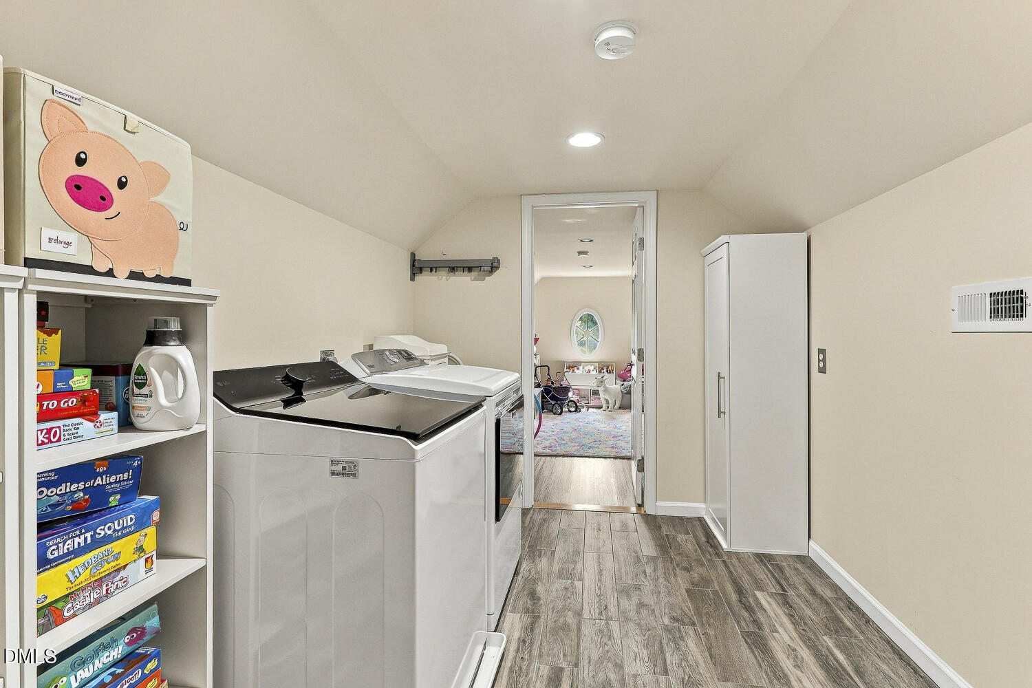 main property photo 60
