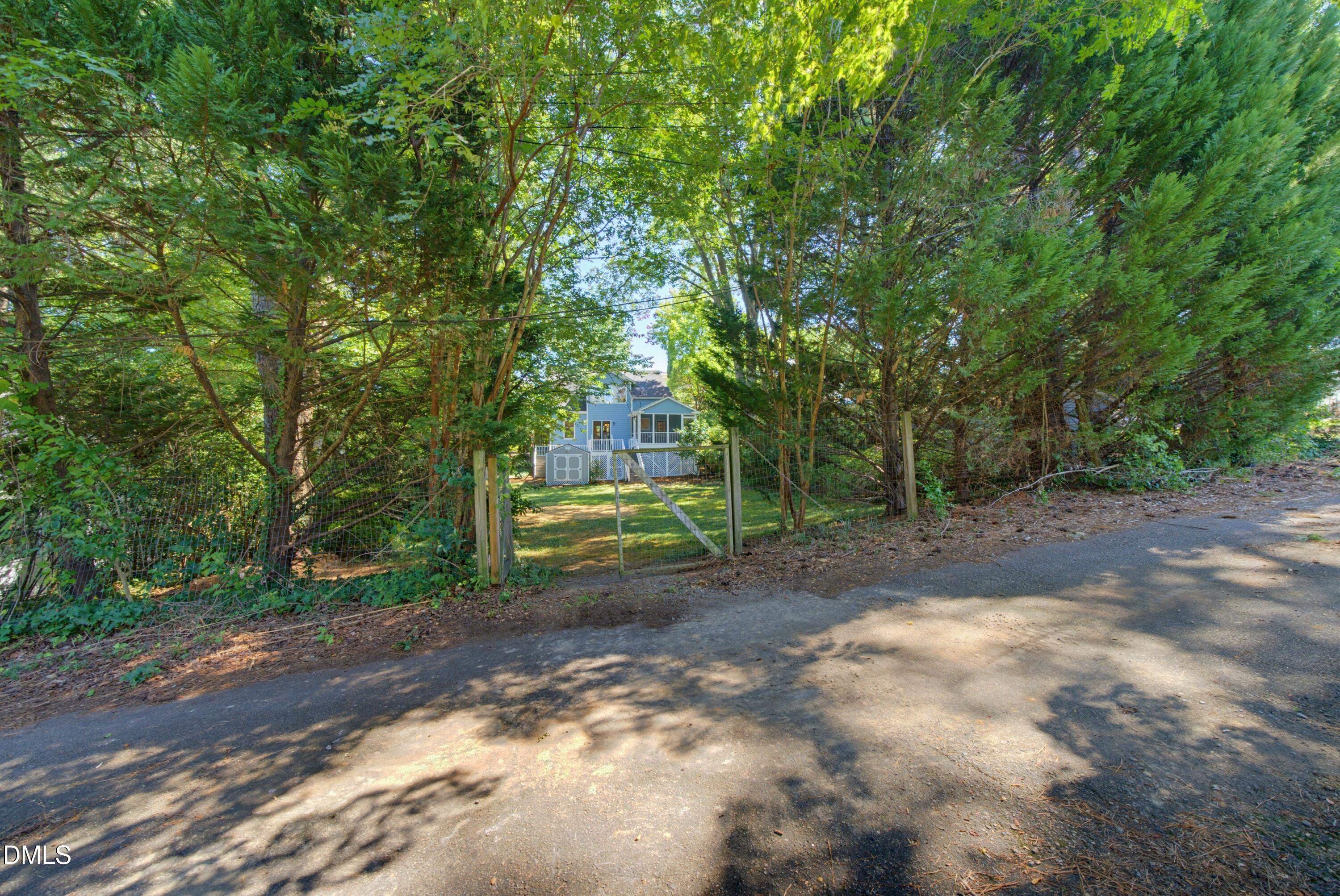 main property photo 31