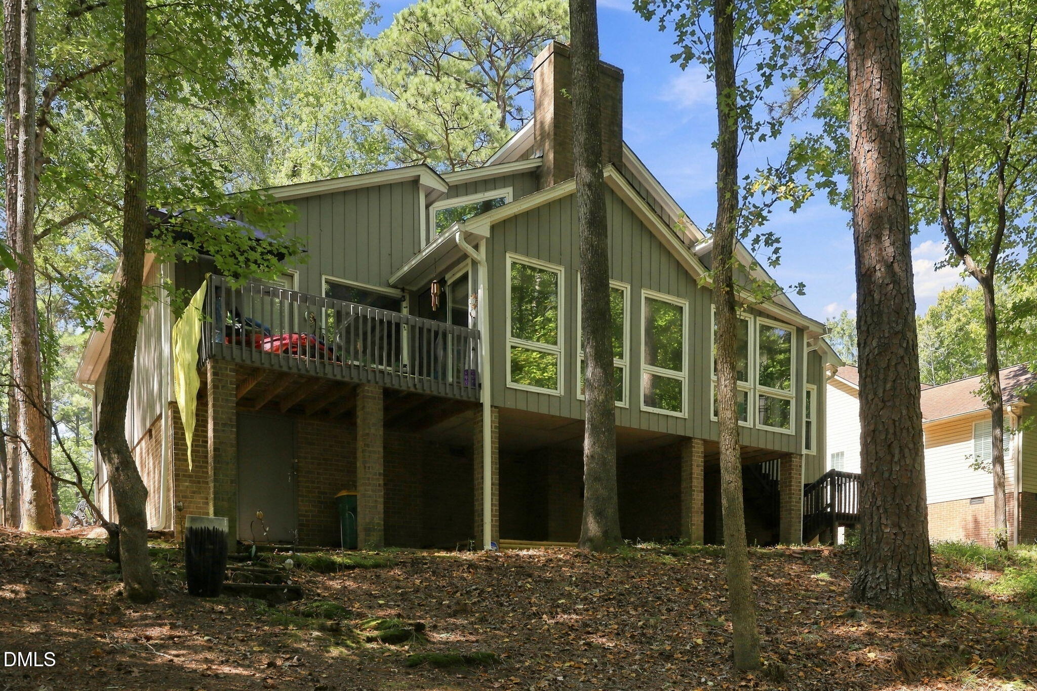 main property photo 32
