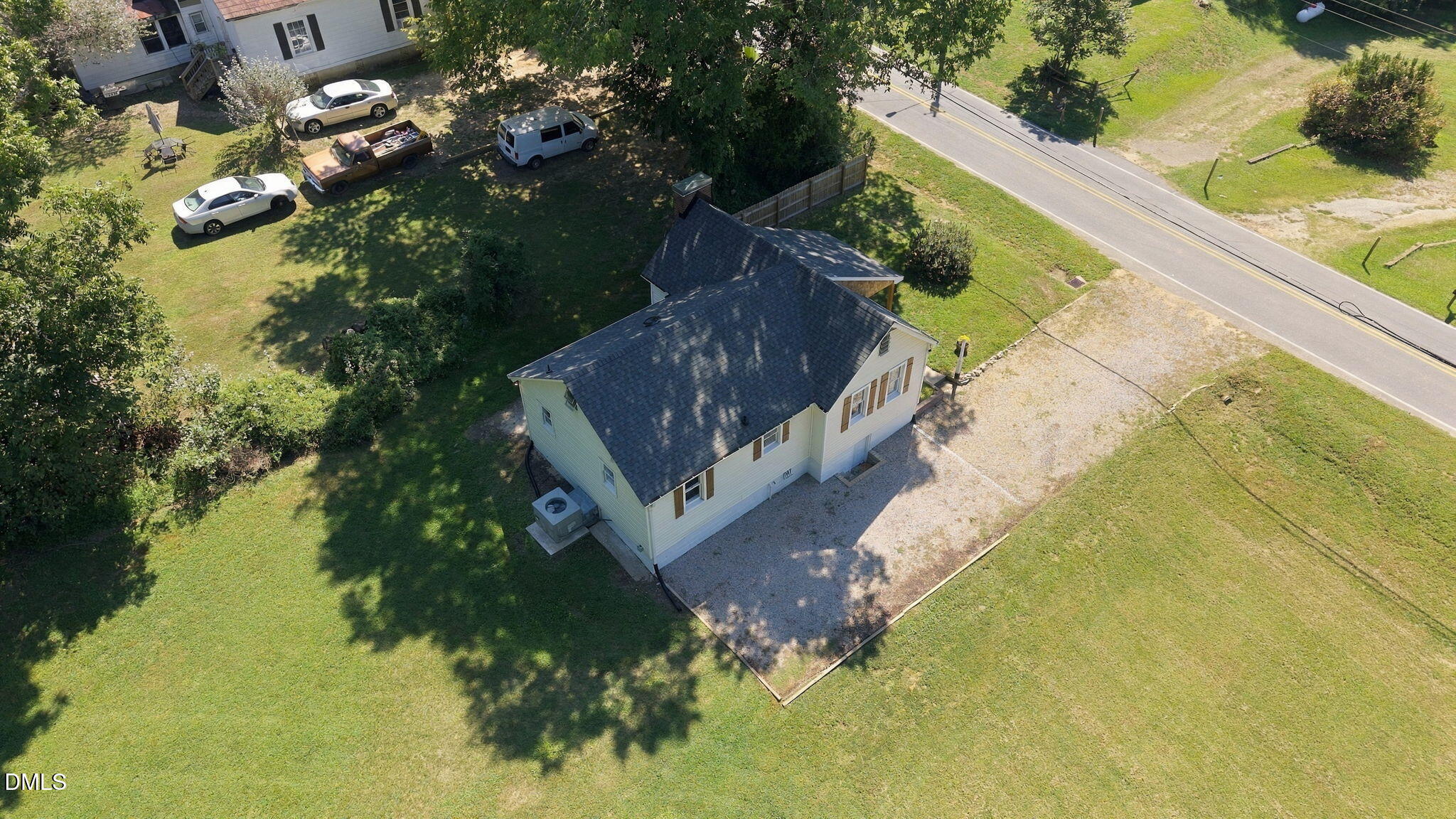 main property photo 32