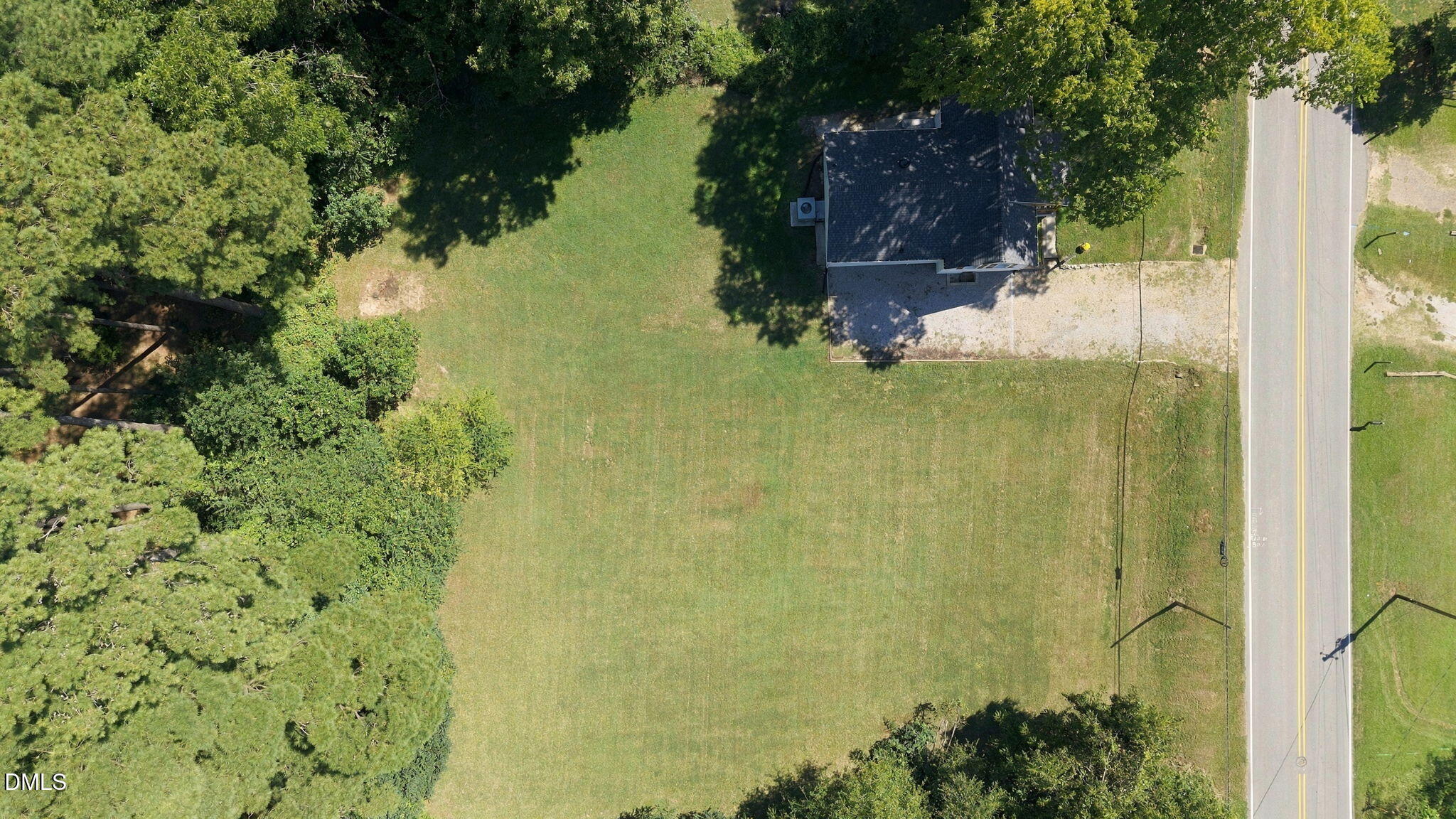 main property photo 33