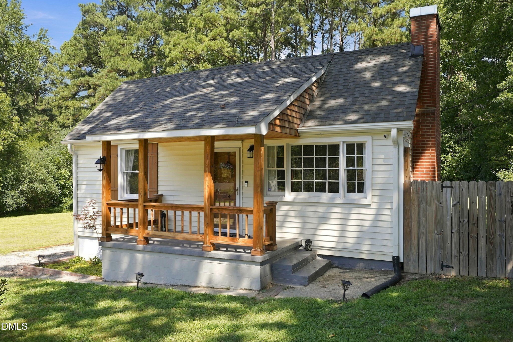 main property photo 40