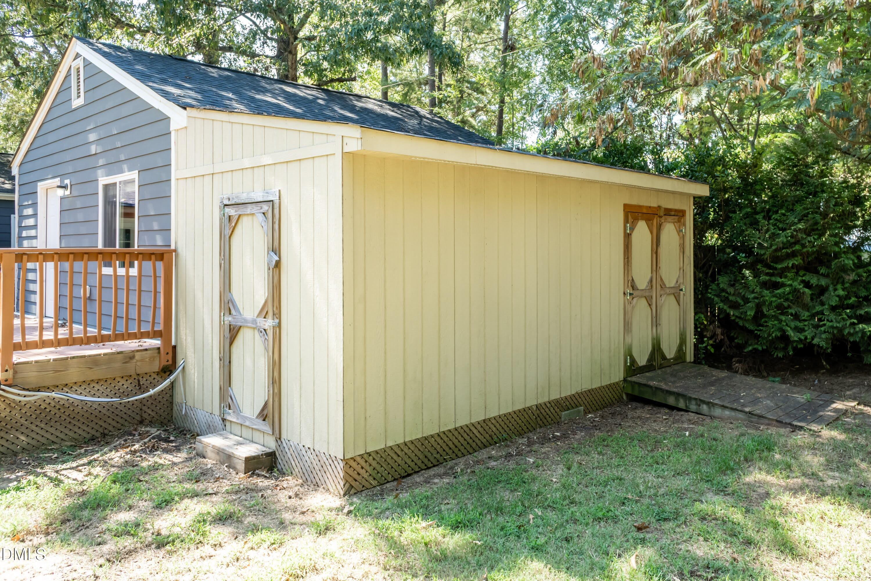 main property photo 36