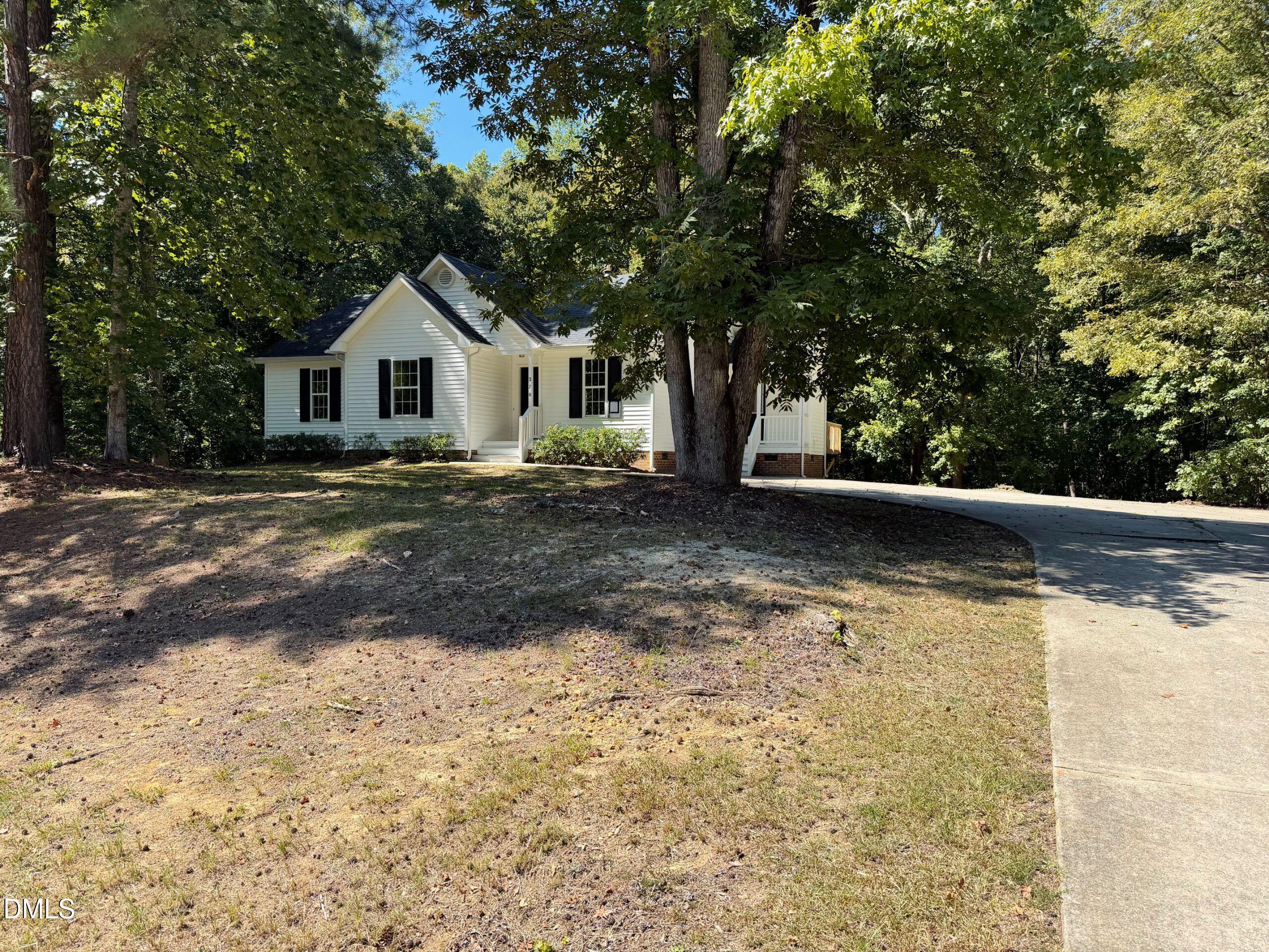 main property photo 14