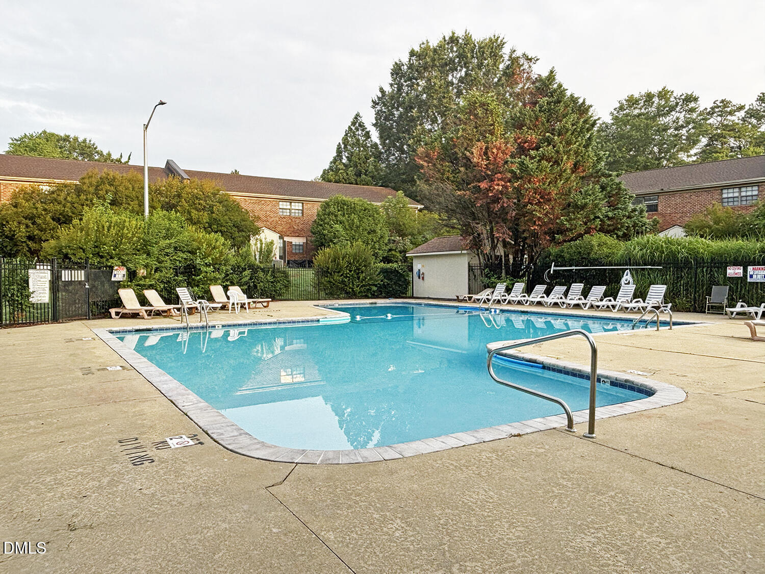 main property photo 38