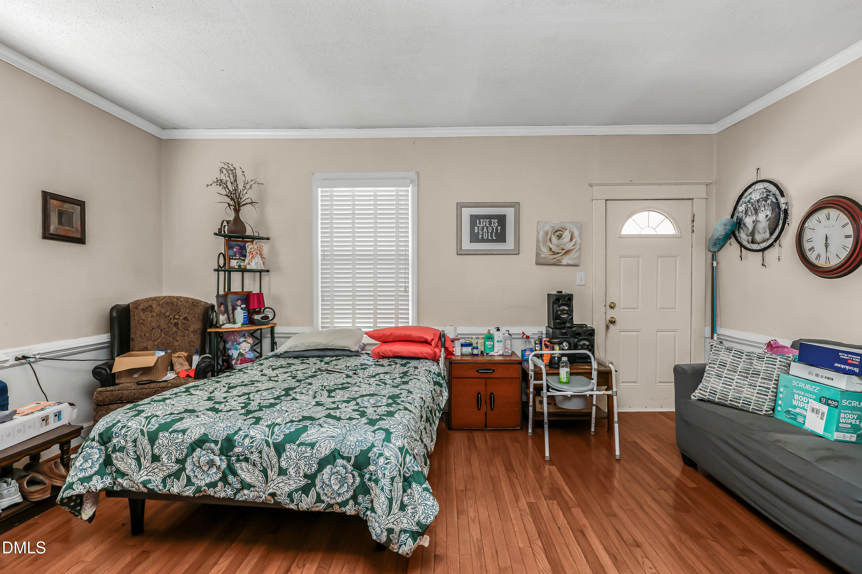 main property photo 23