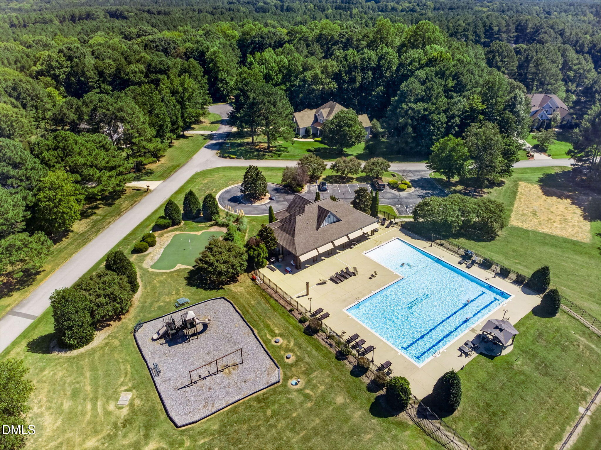 main property photo 81