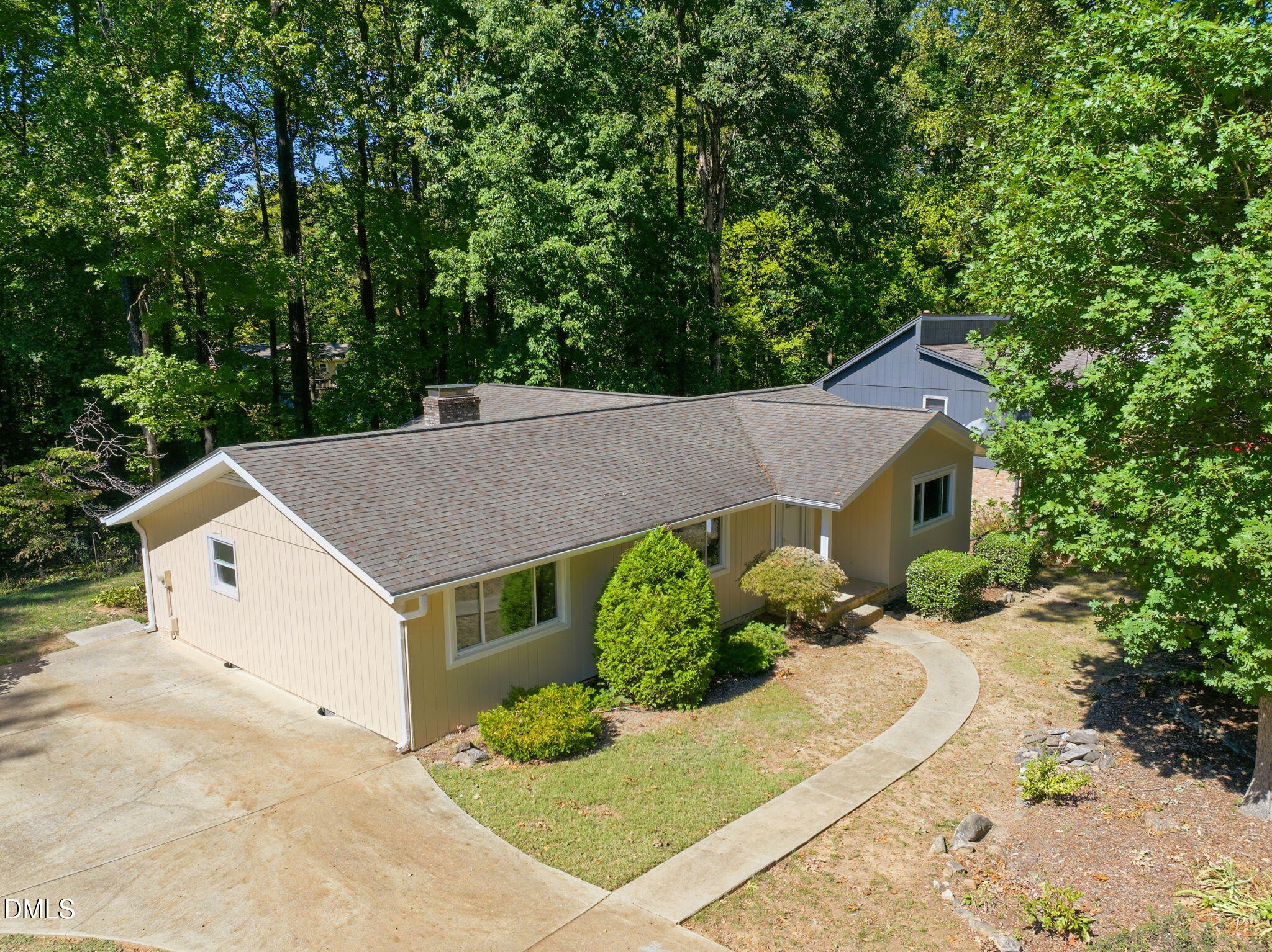 main property photo 66