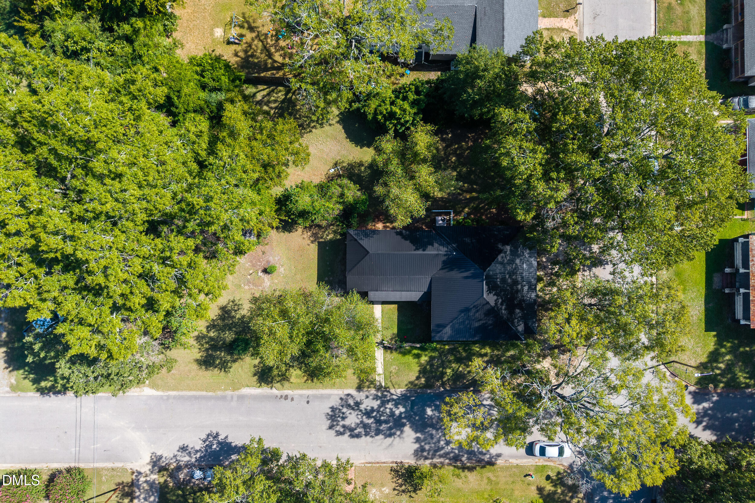 main property photo 31