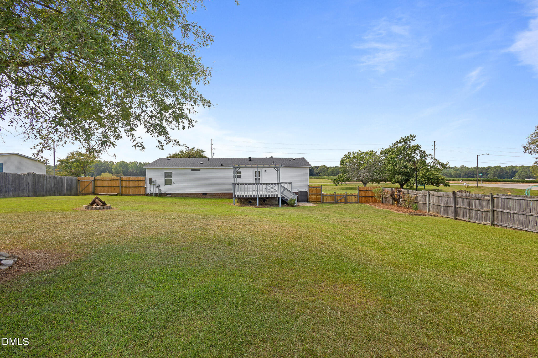 main property photo 24
