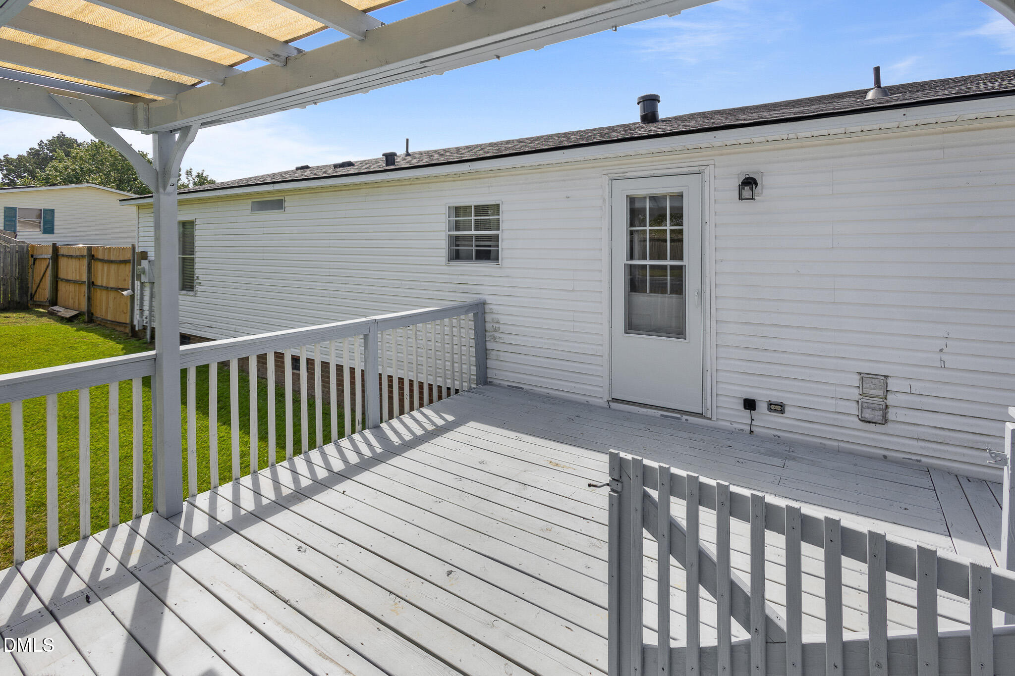 main property photo 31