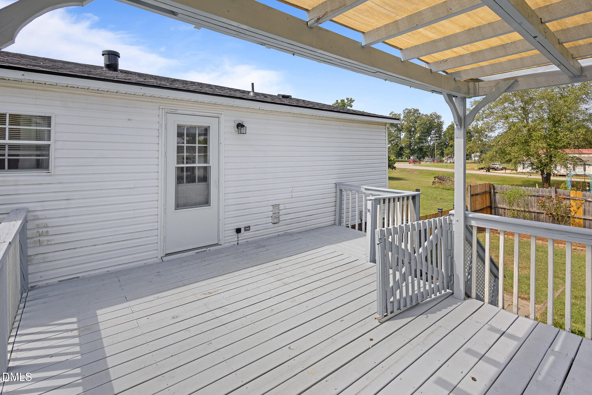main property photo 32