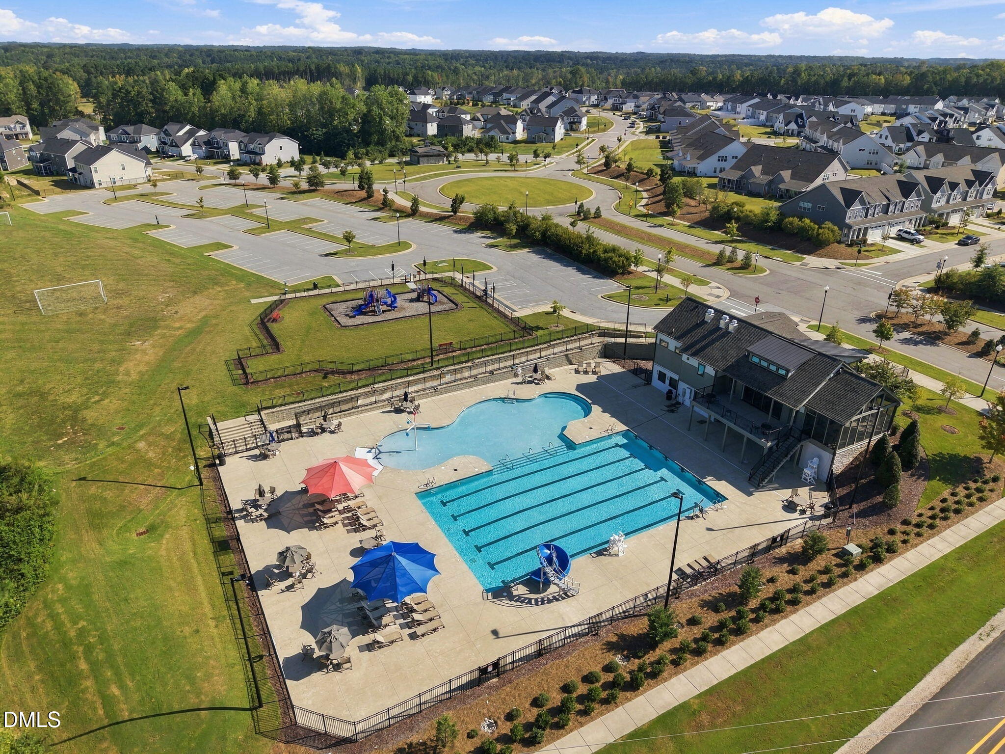 main property photo 45