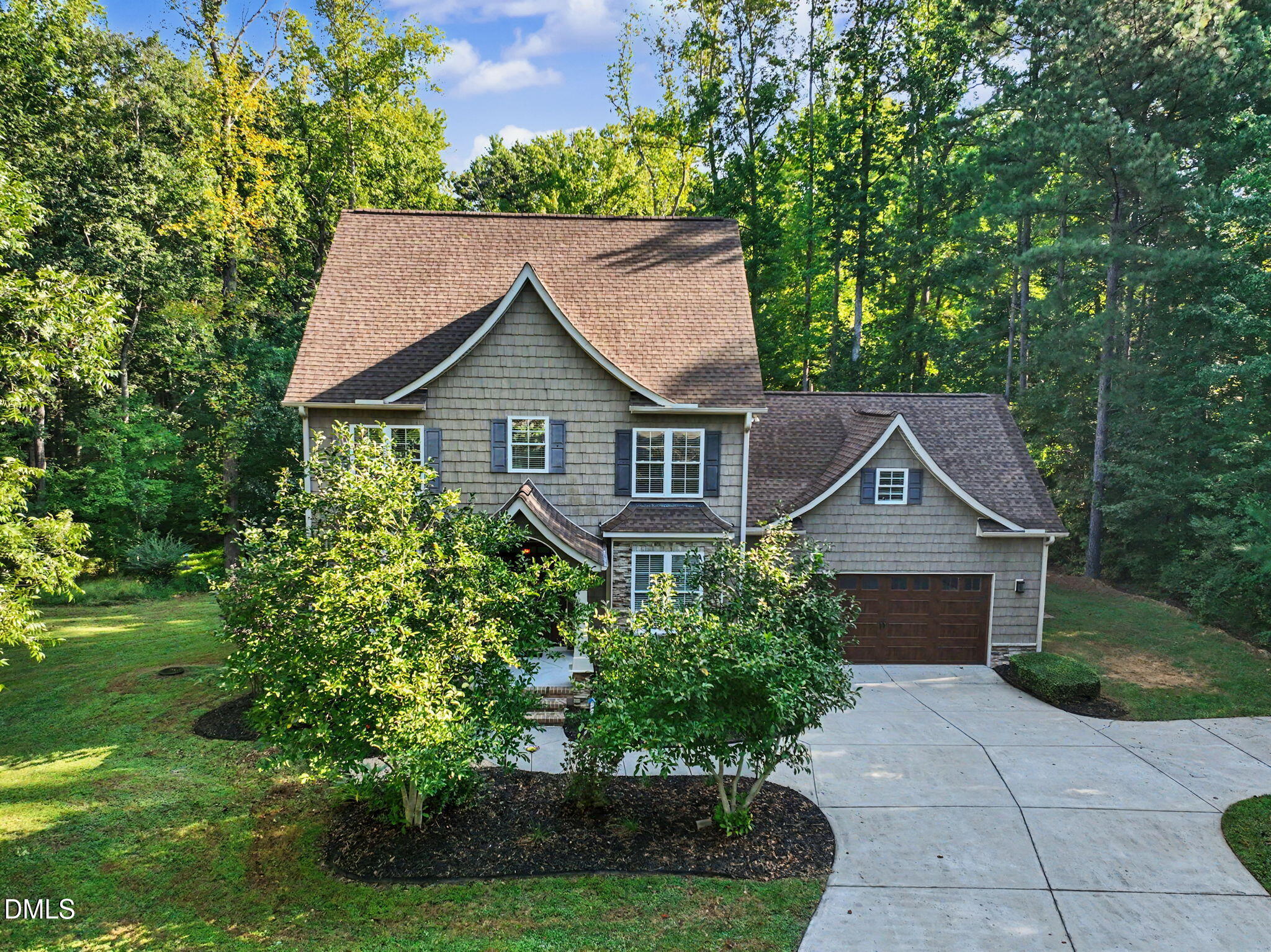 main property photo 45