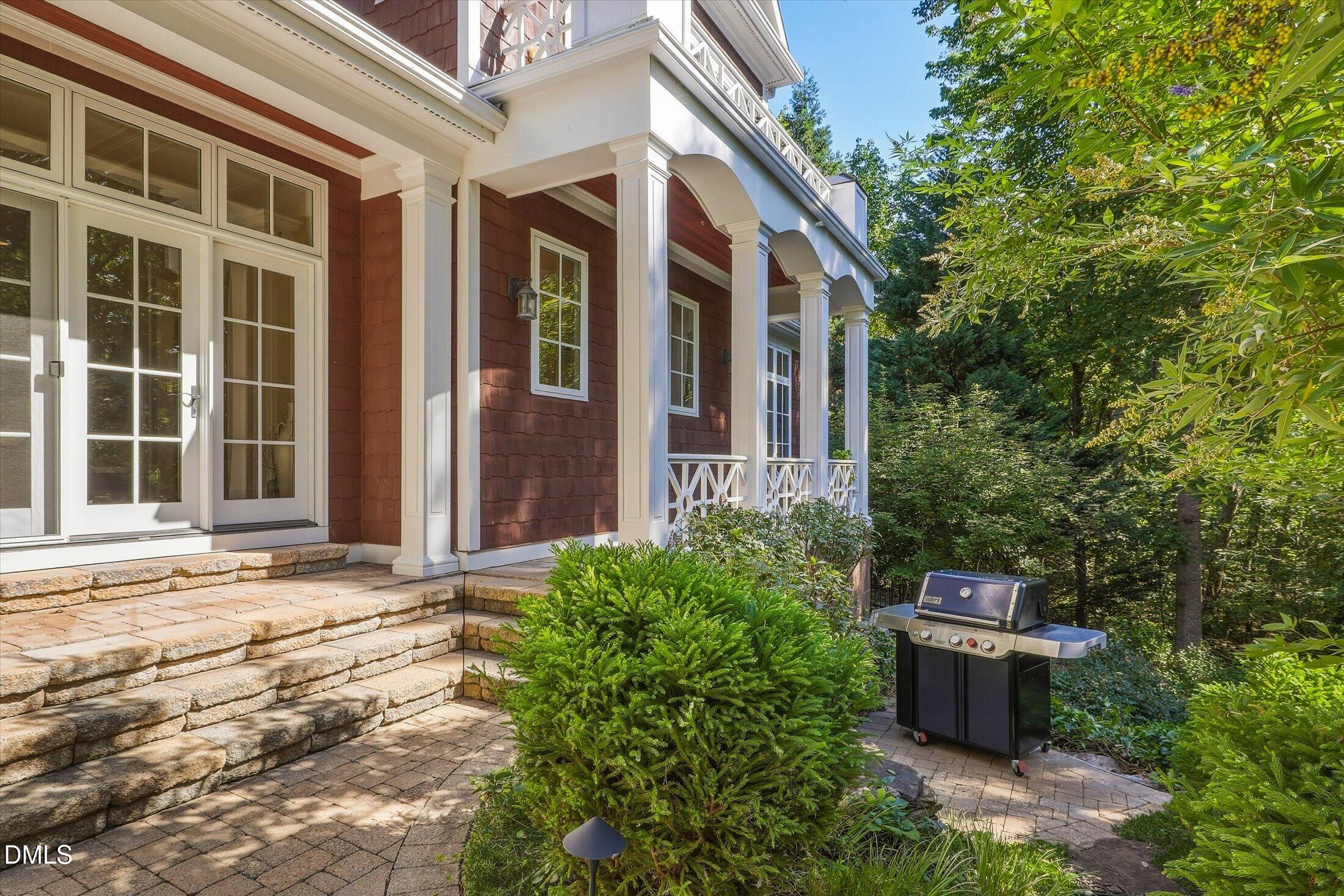 main property photo 75