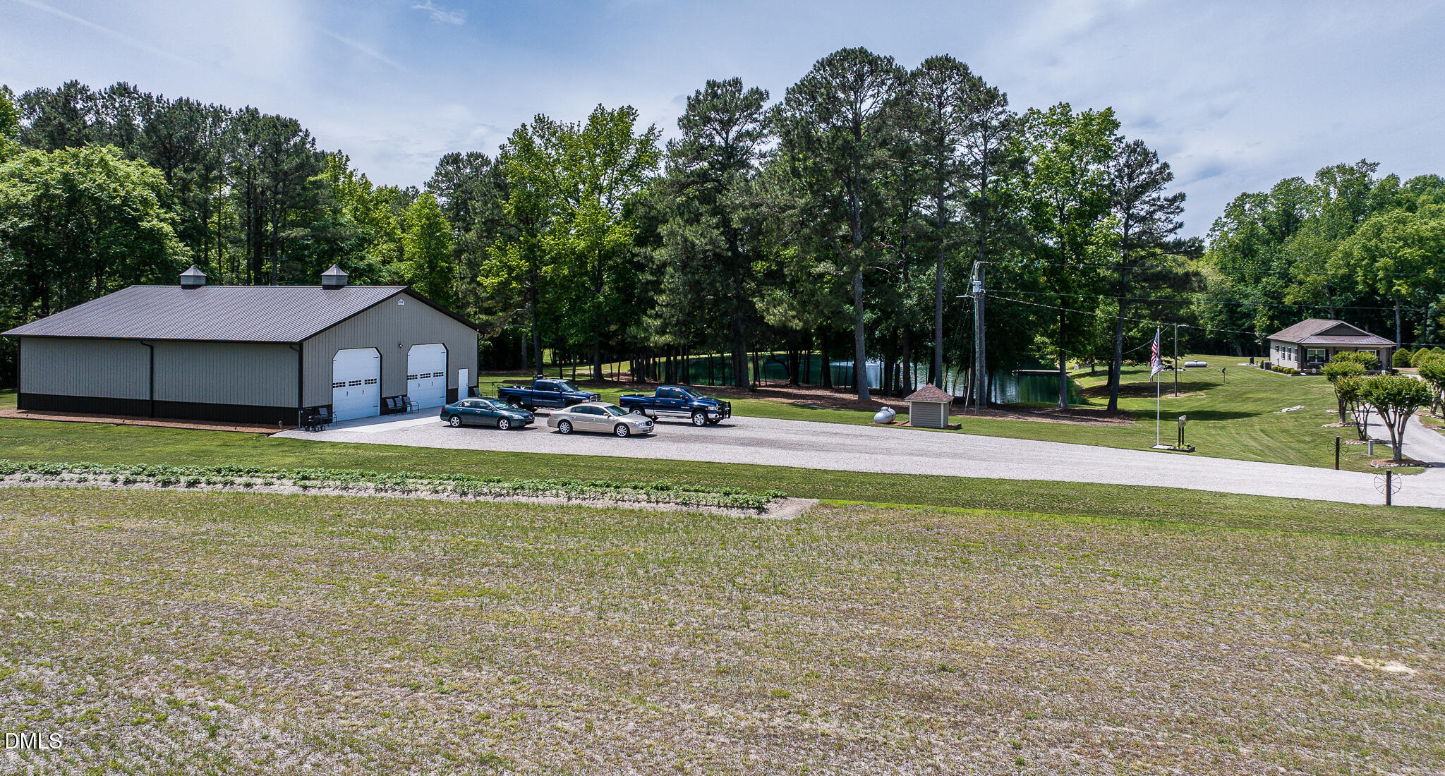 main property photo 38