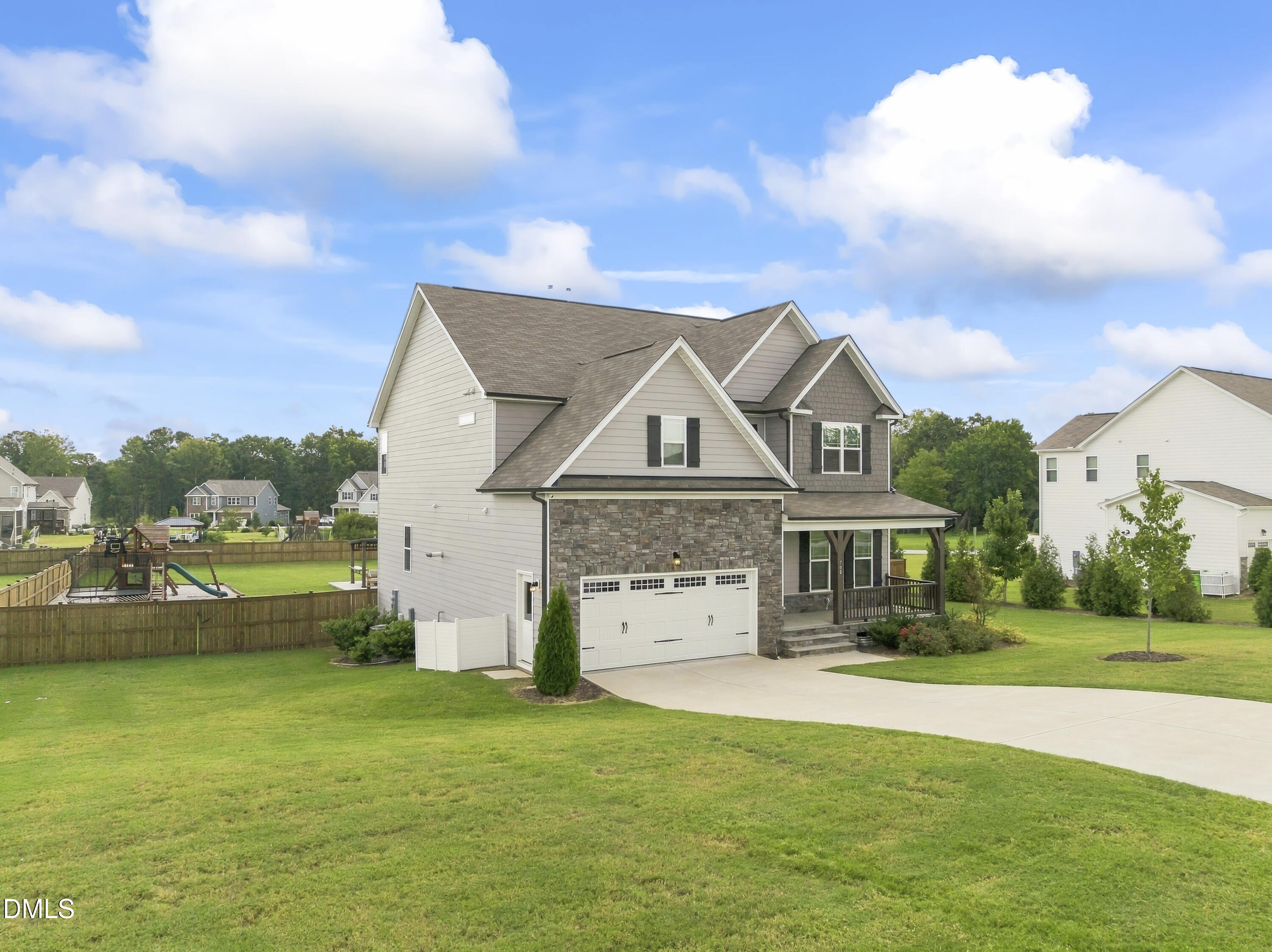 main property photo 54