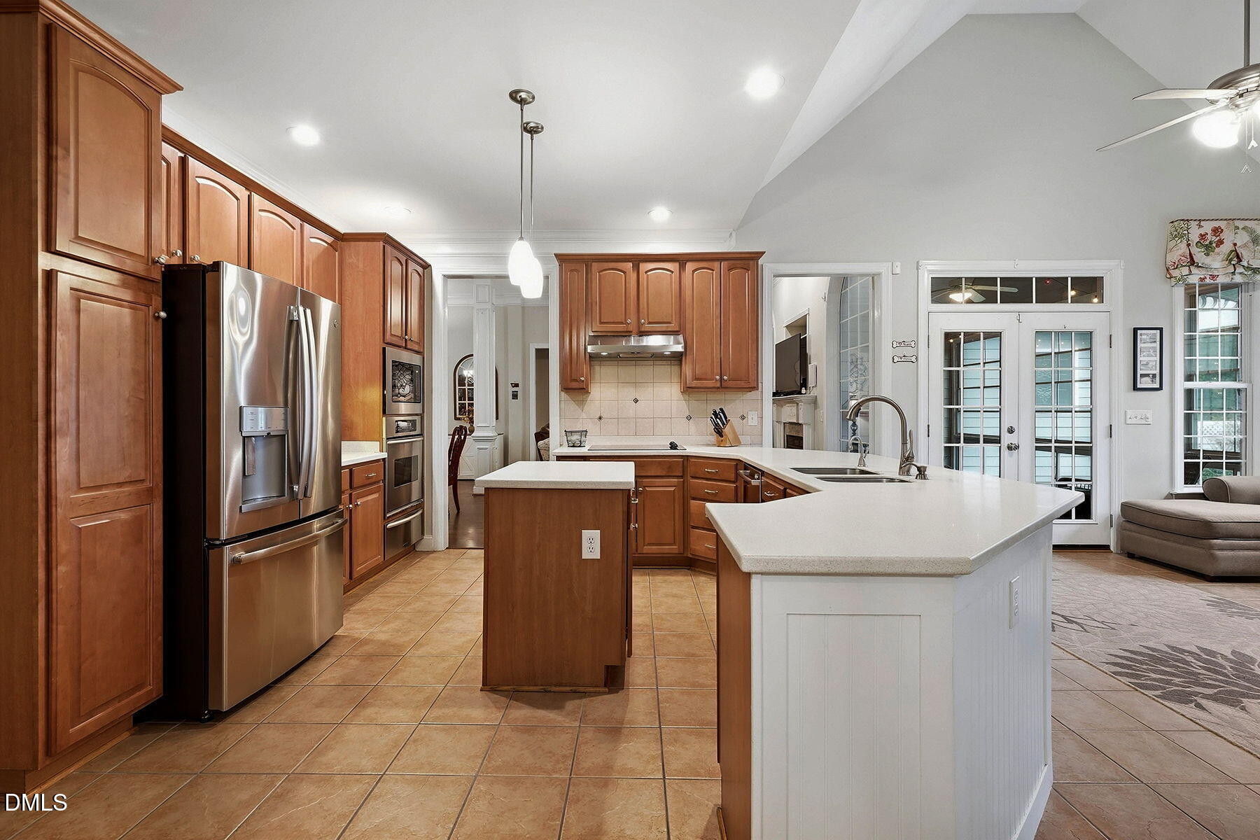 main property photo 45
