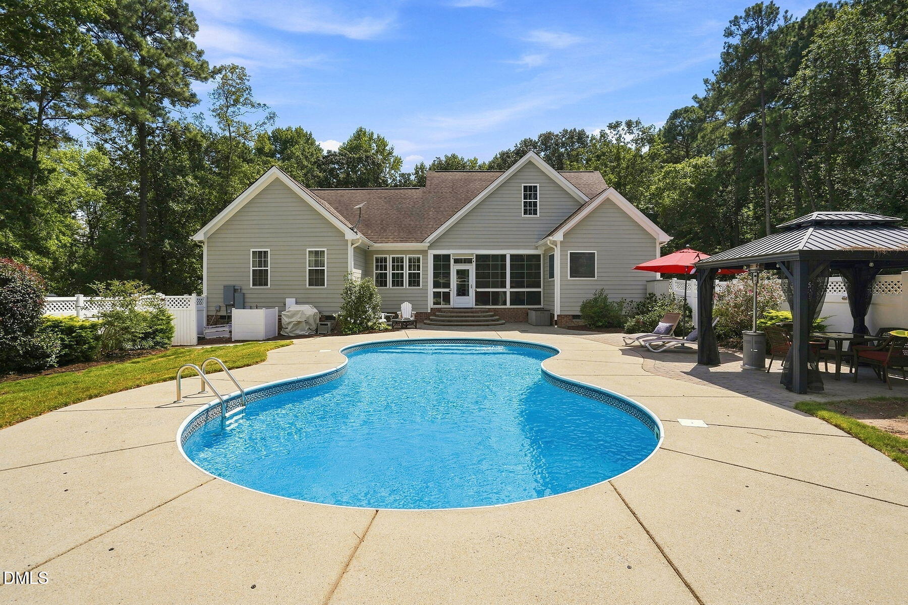 main property photo 62