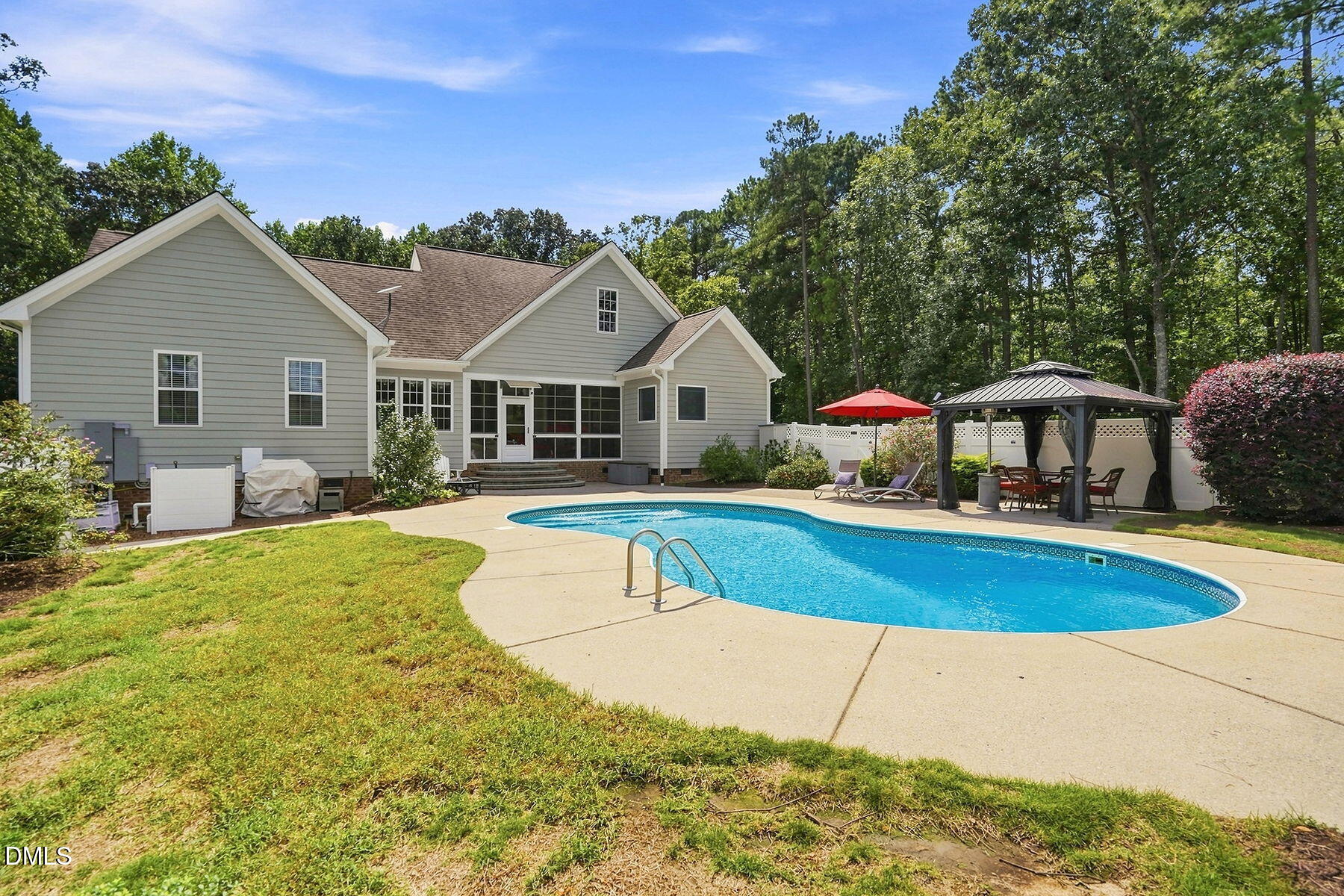 main property photo 63