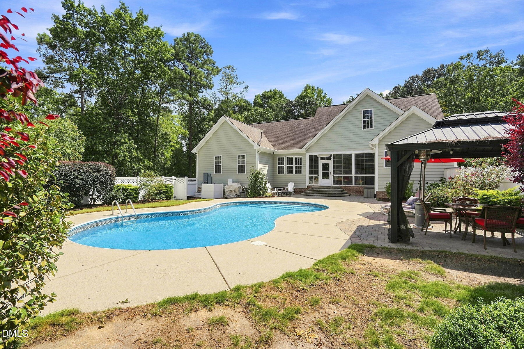 main property photo 64