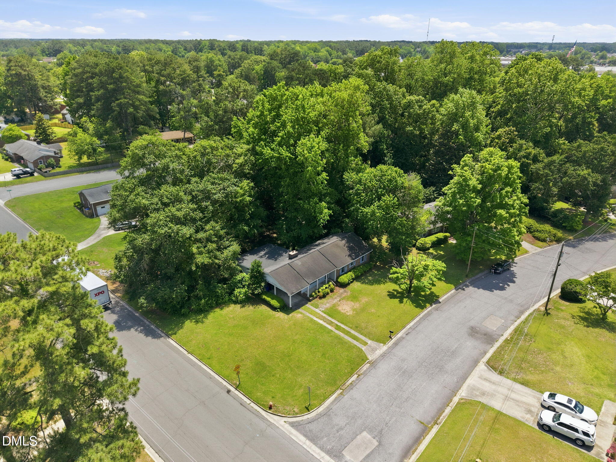 main property photo 34