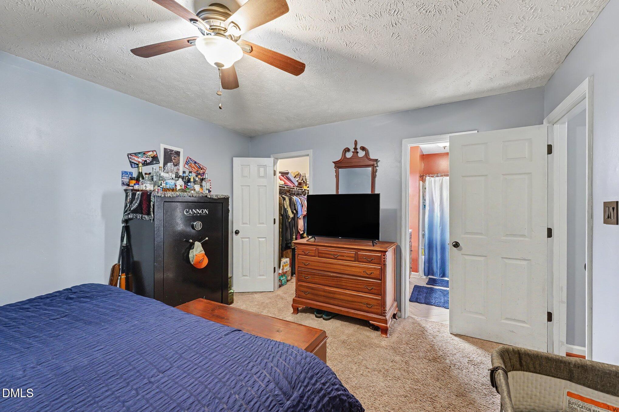 main property photo 25