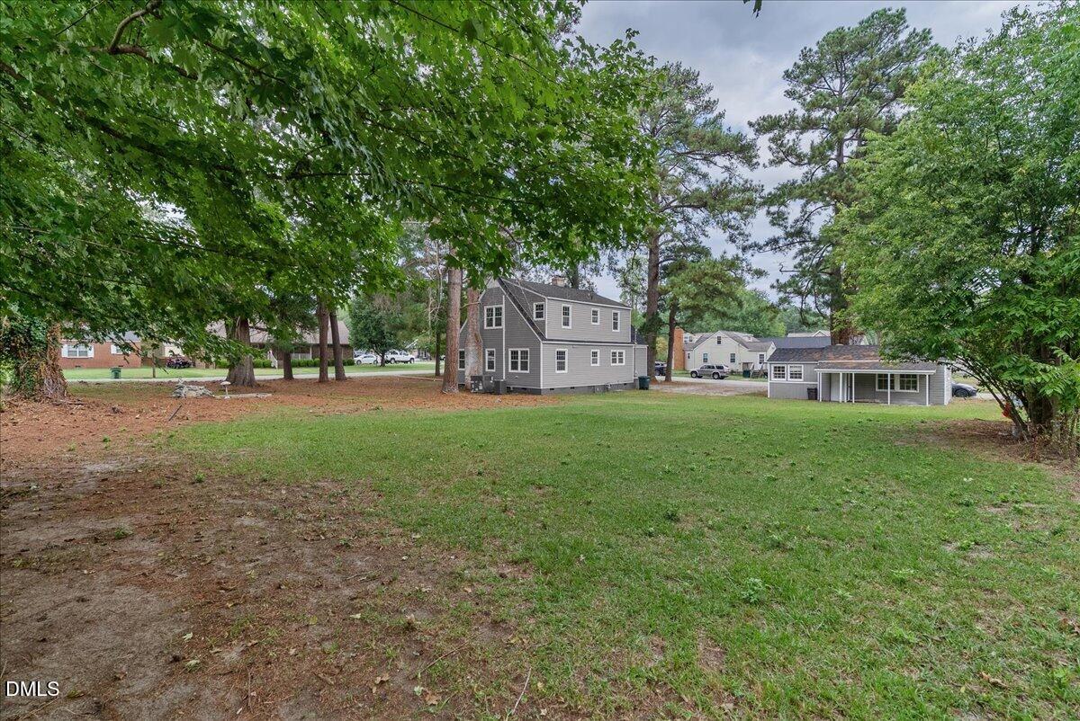 main property photo 15